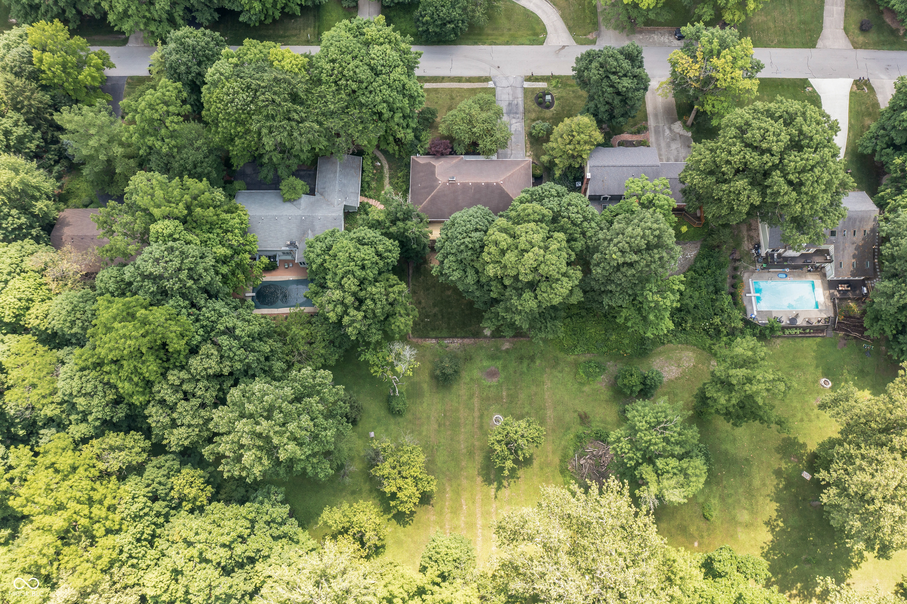 604 Oak Blvd W Drive