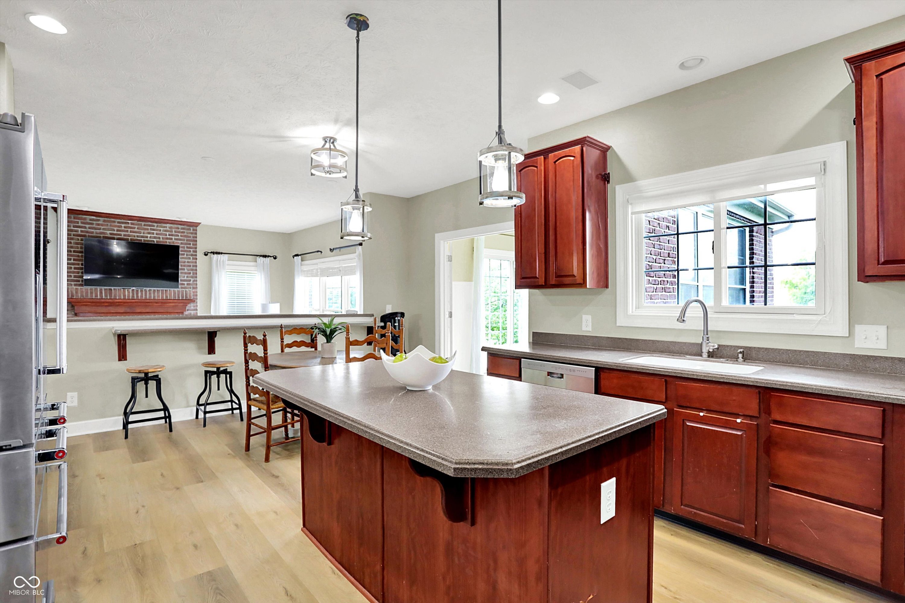 4279 Redwood Court