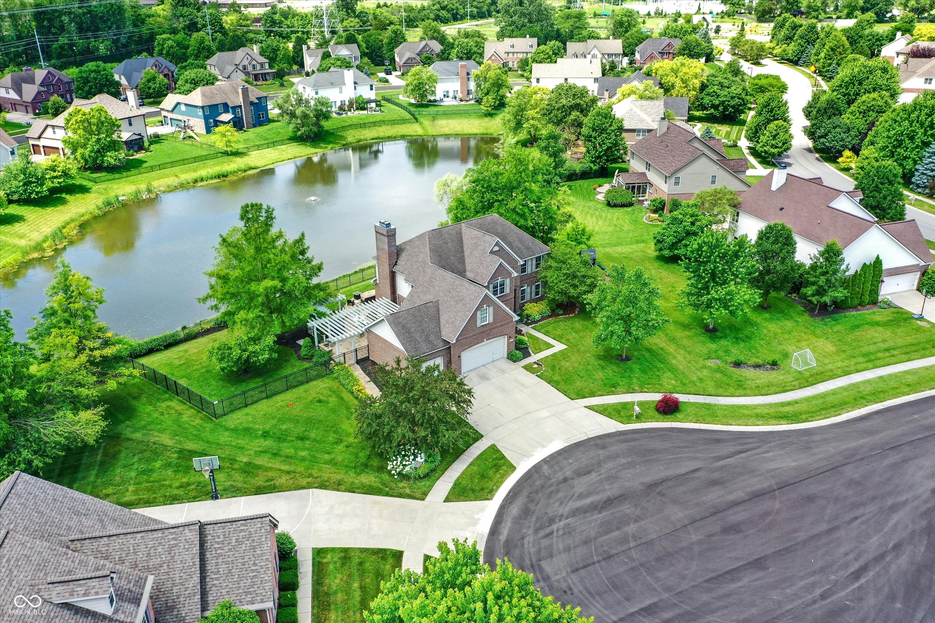 4279 Redwood Court