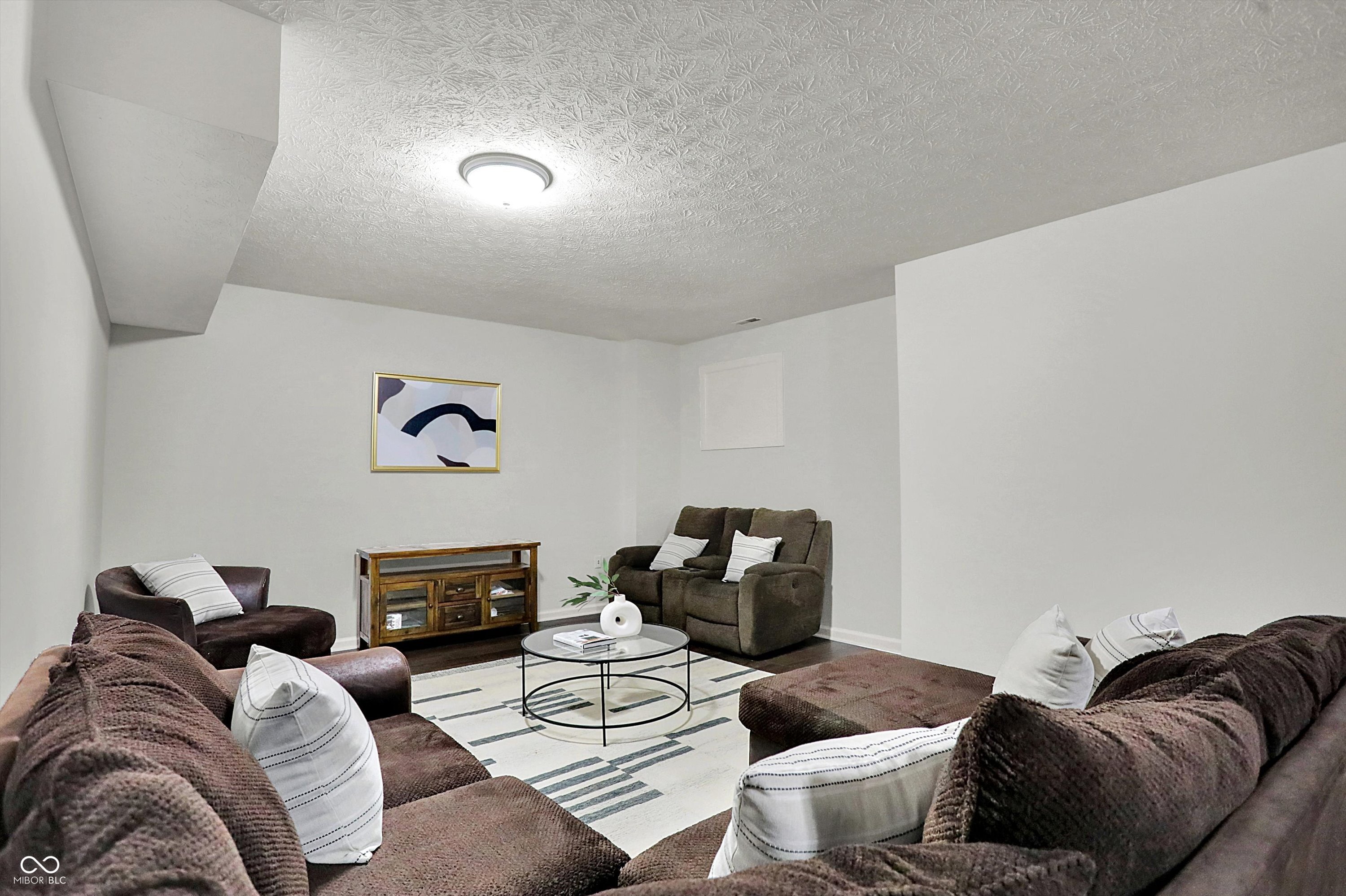 4279 Redwood Court