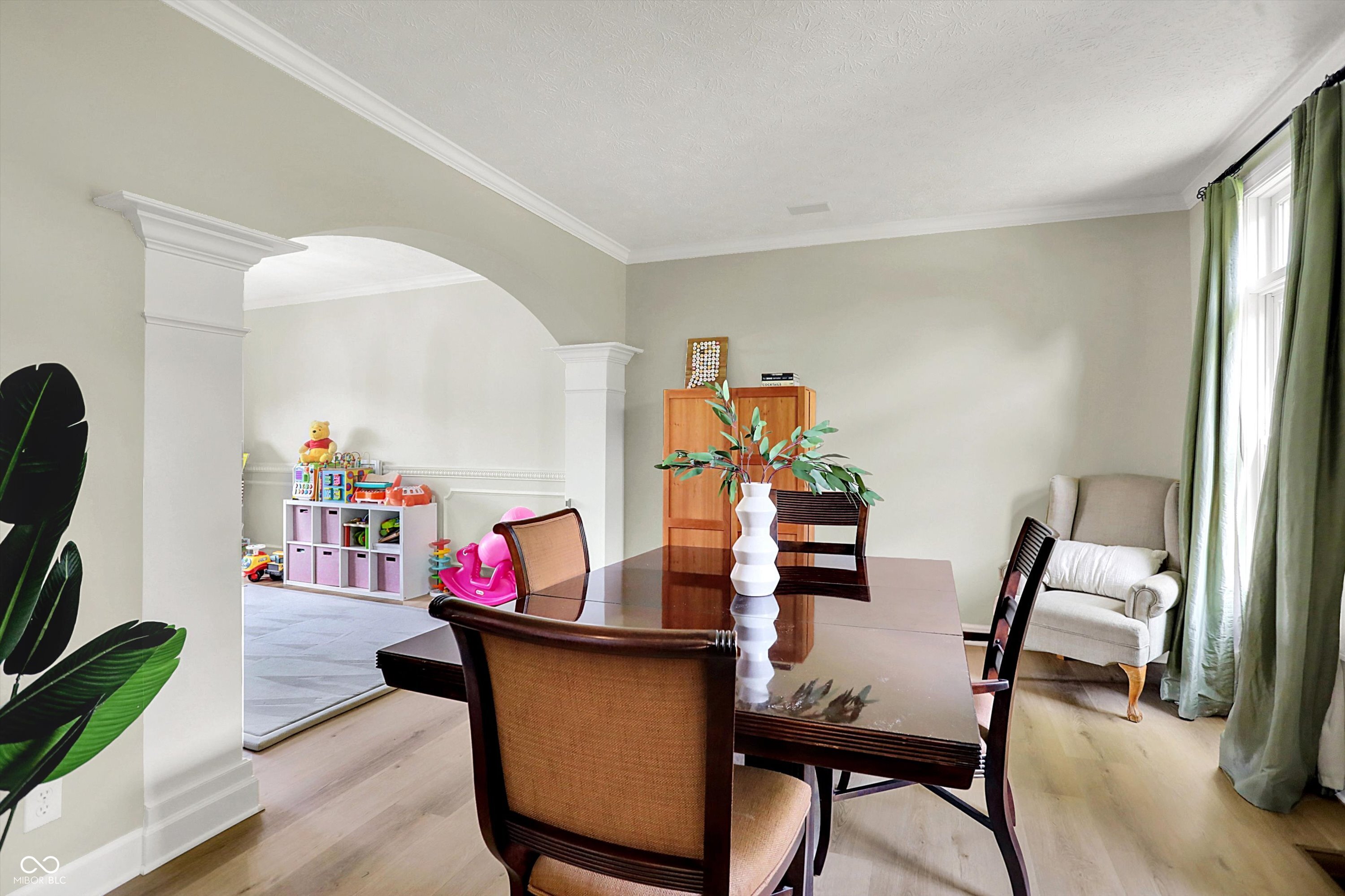 4279 Redwood Court