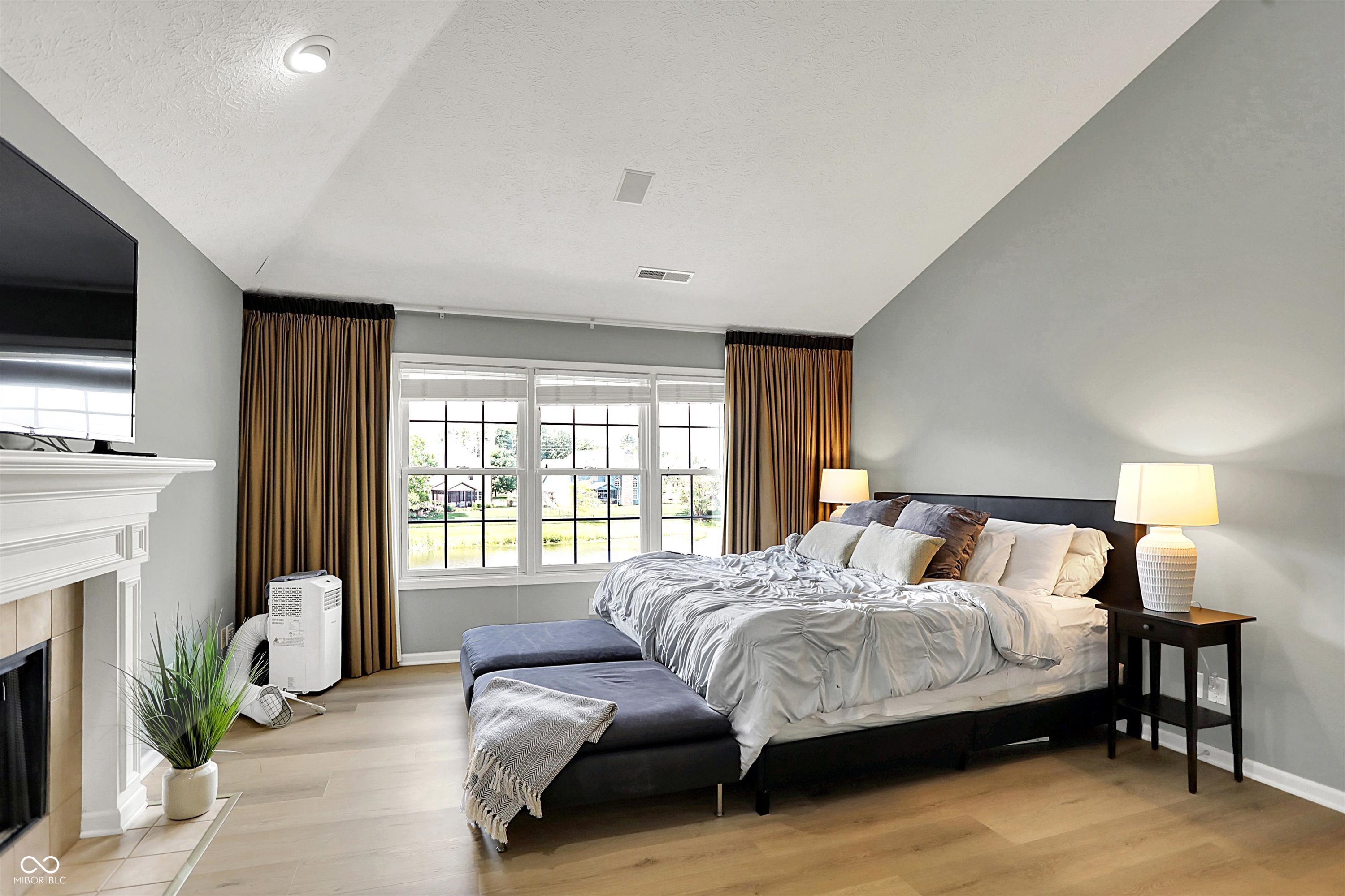 4279 Redwood Court