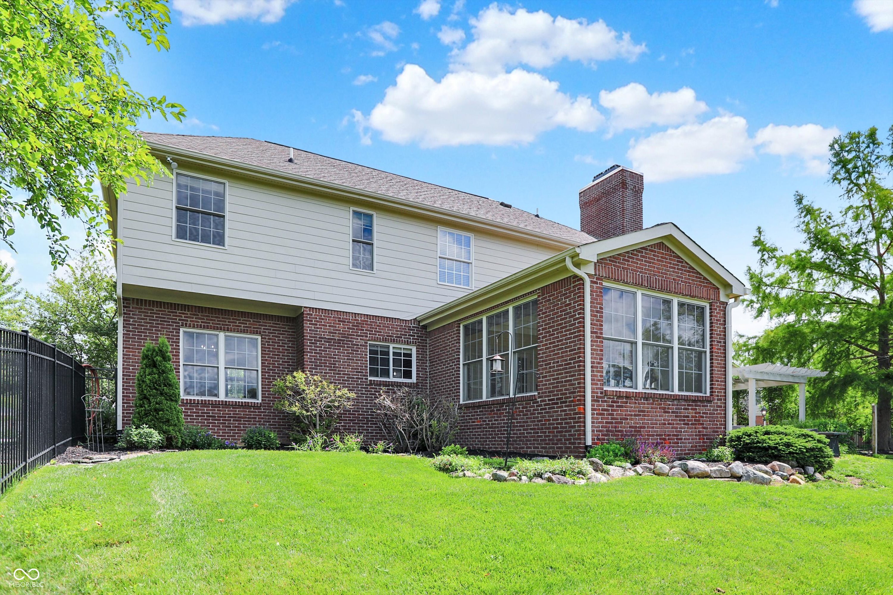 4279 Redwood Court