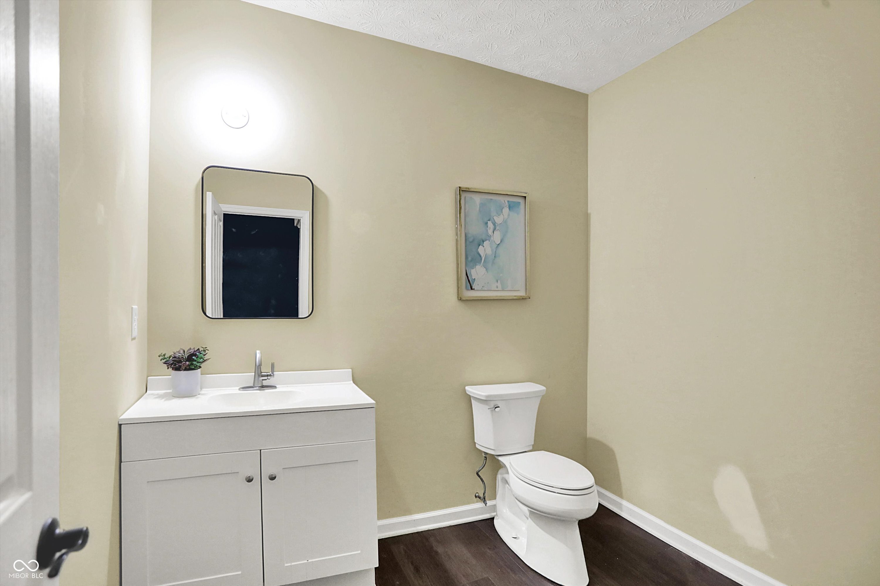 4279 Redwood Court