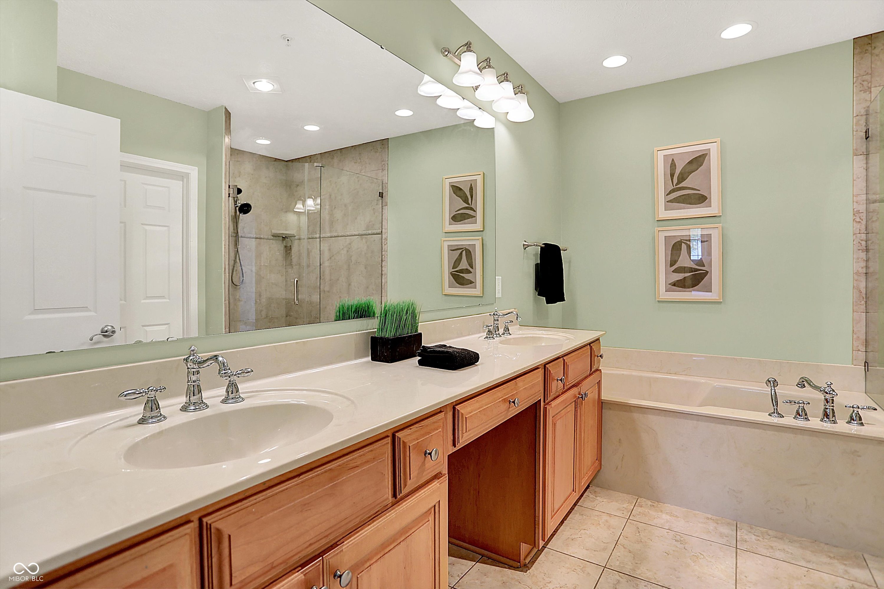 6640 Page Boulevard Unit: 101
