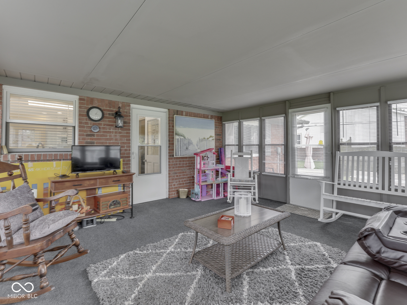 784 S Restin Road