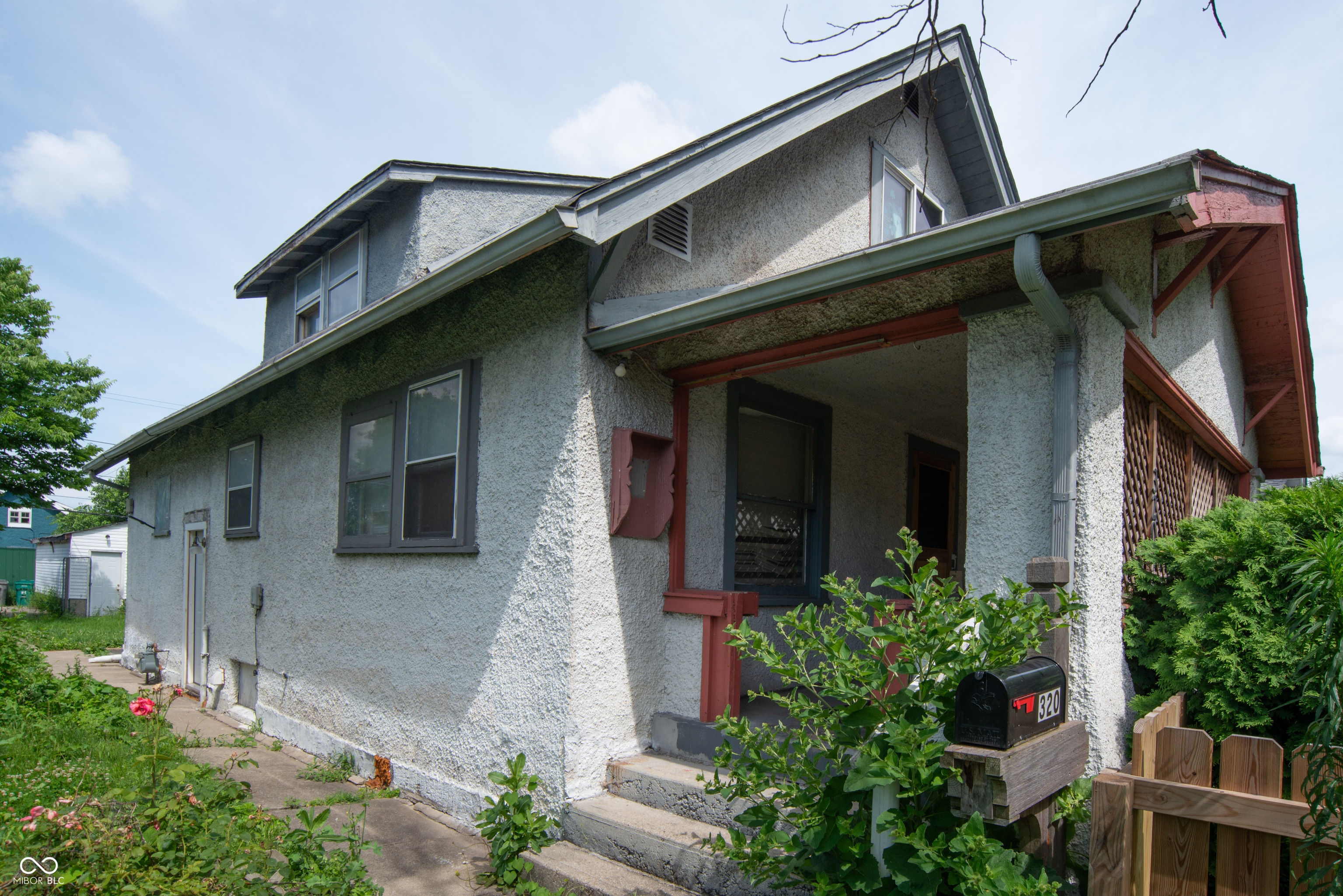 320 N Colorado Avenue