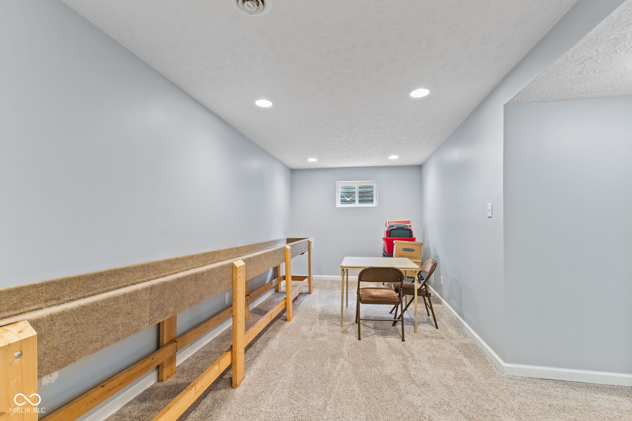 1260 Easton Point Drive