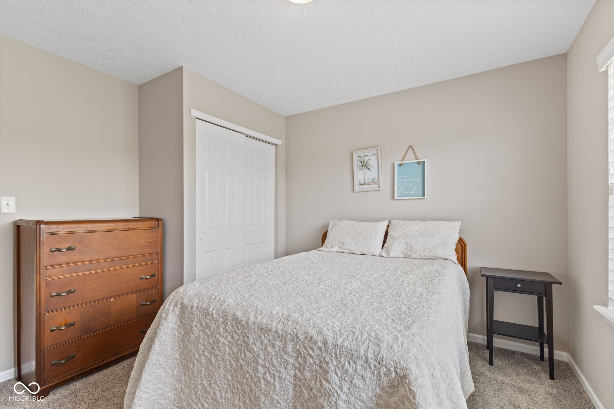1260 Easton Point Drive