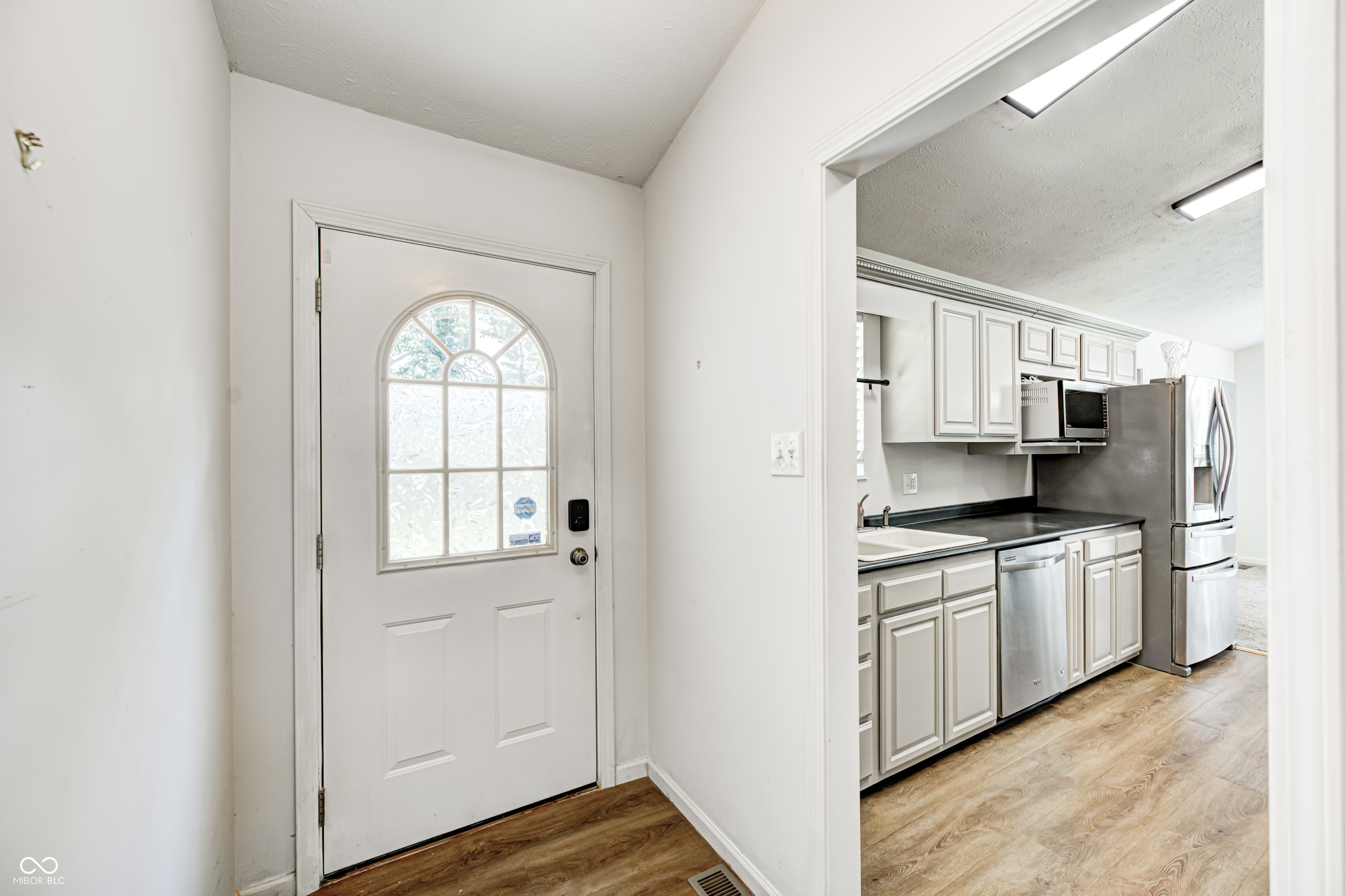 494 W Greencastle Road