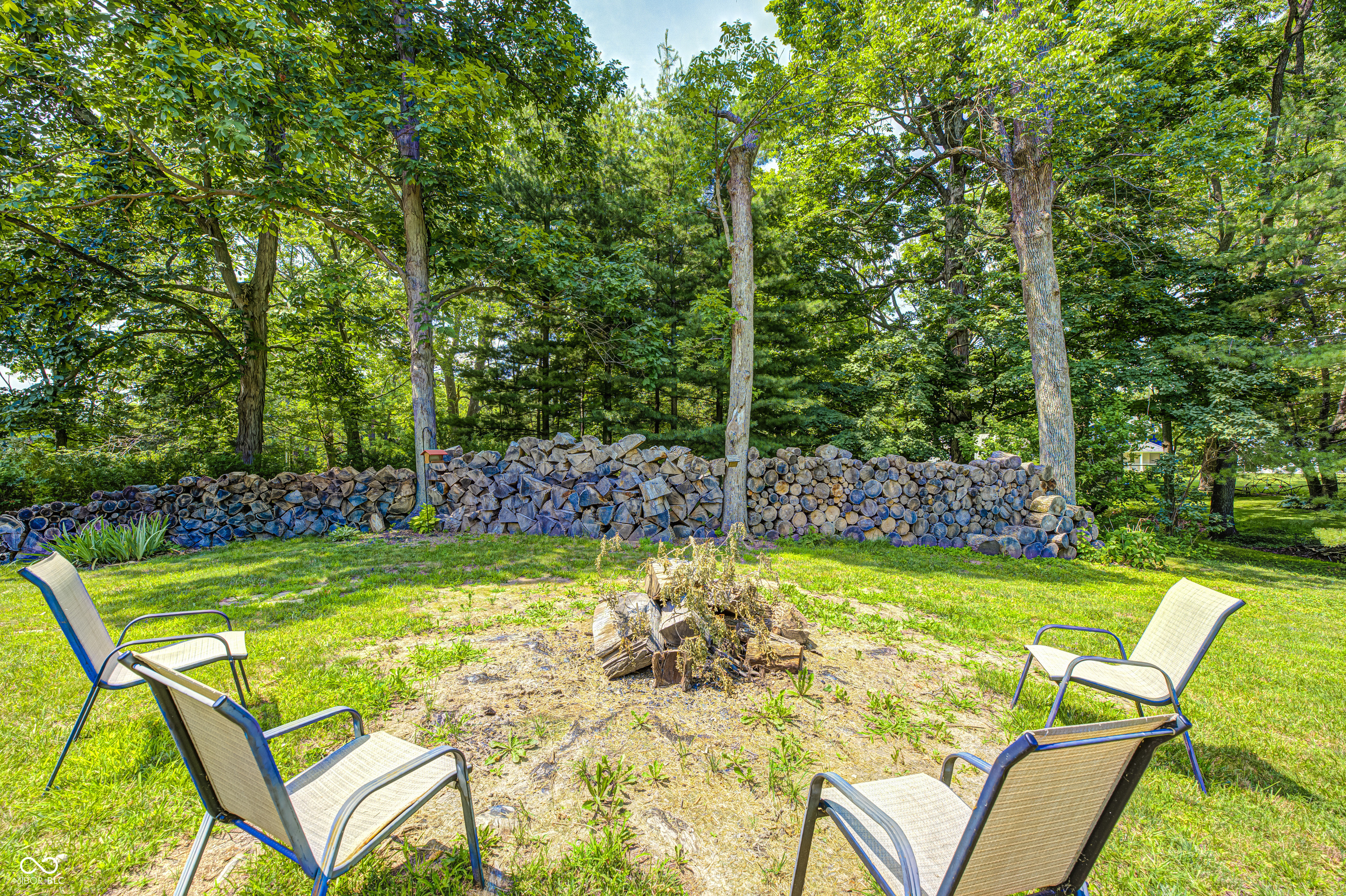 494 W Greencastle Road