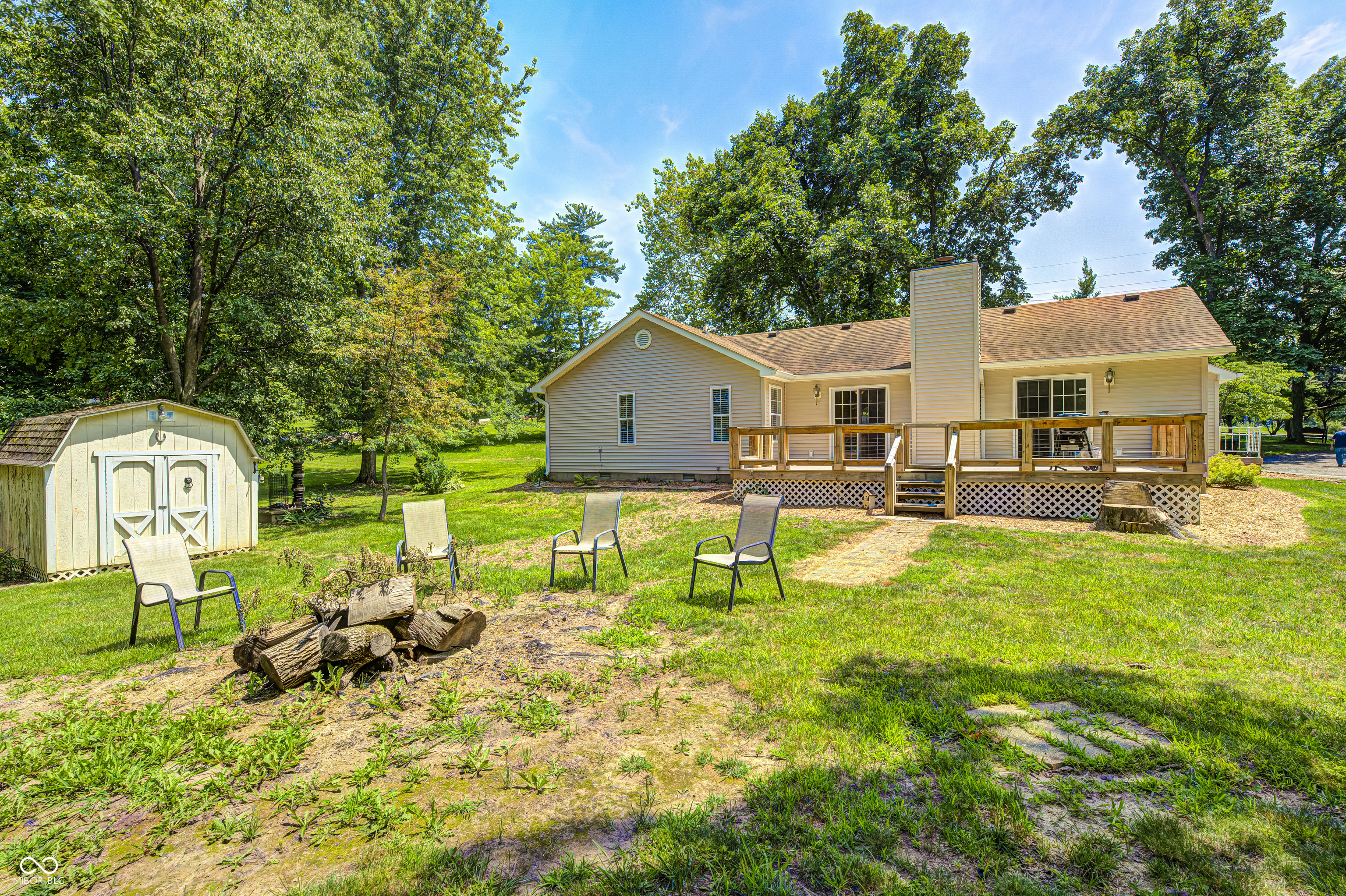 494 W Greencastle Road
