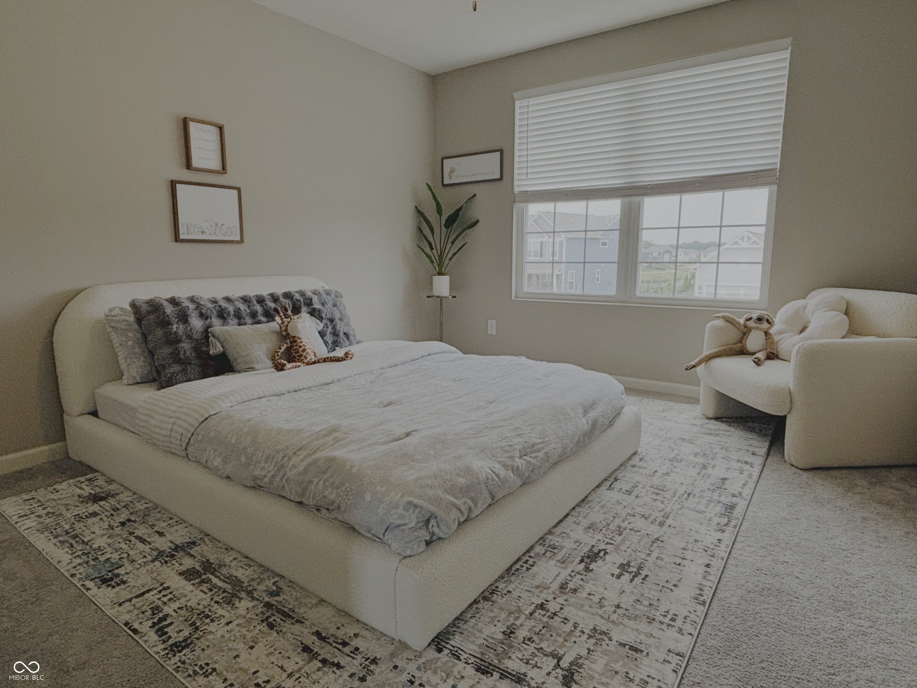 5527 Mahogany Drive