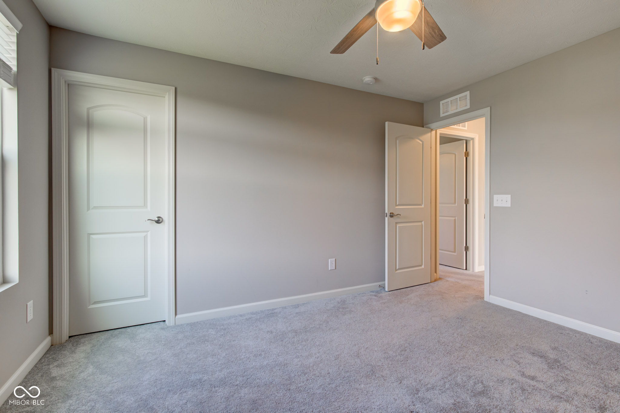 5527 Mahogany Drive