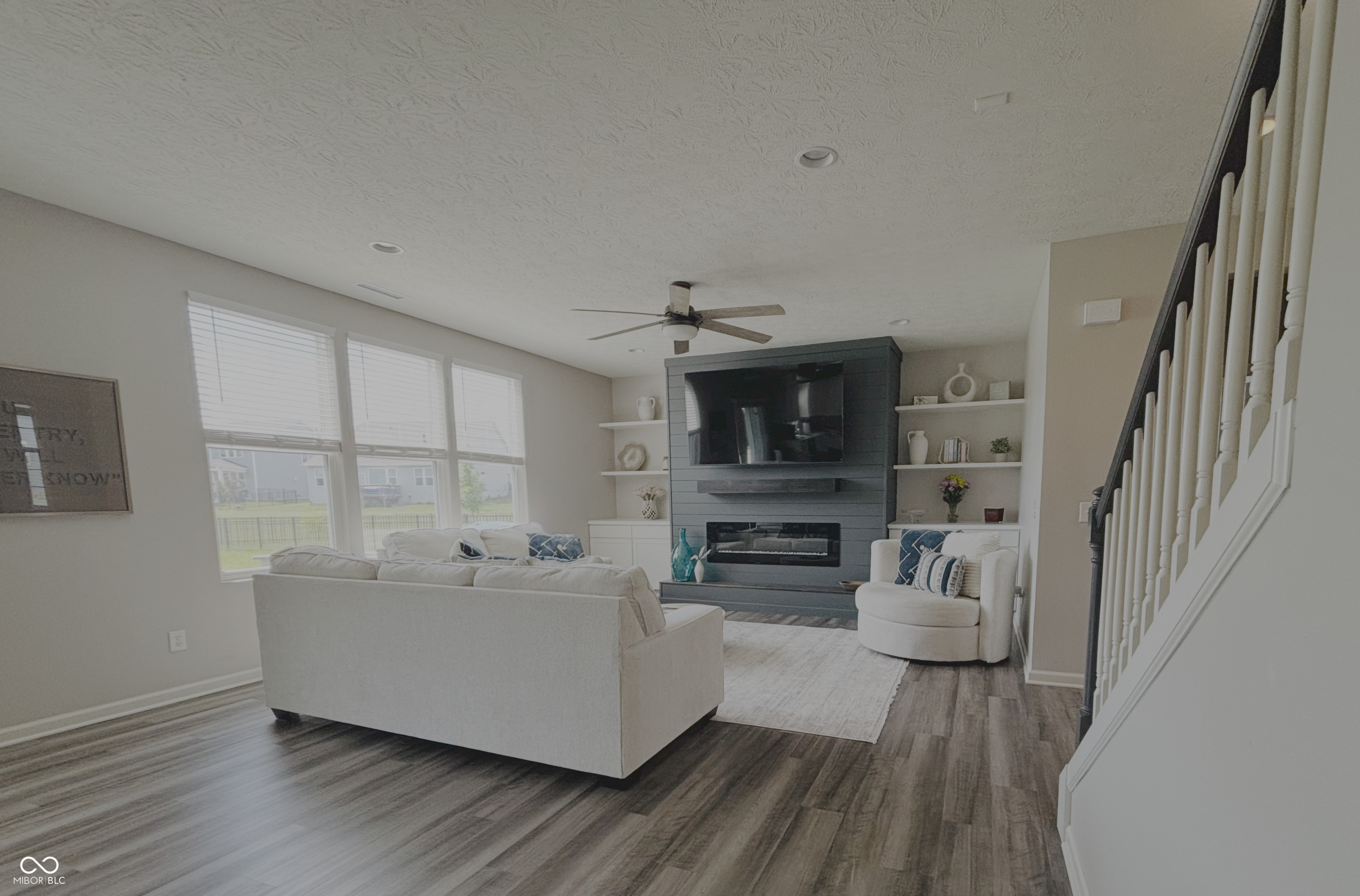 5527 Mahogany Drive