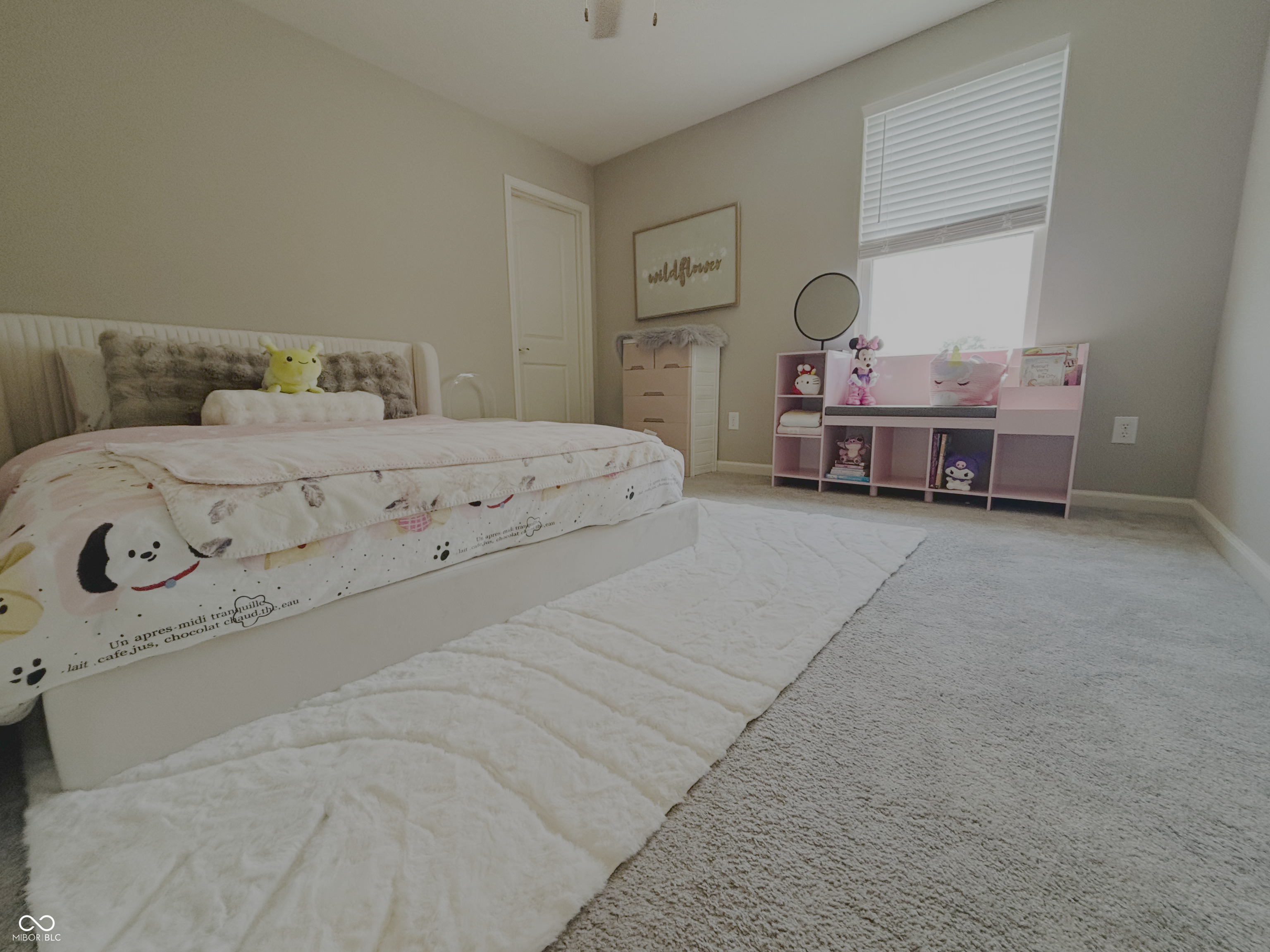 5527 Mahogany Drive