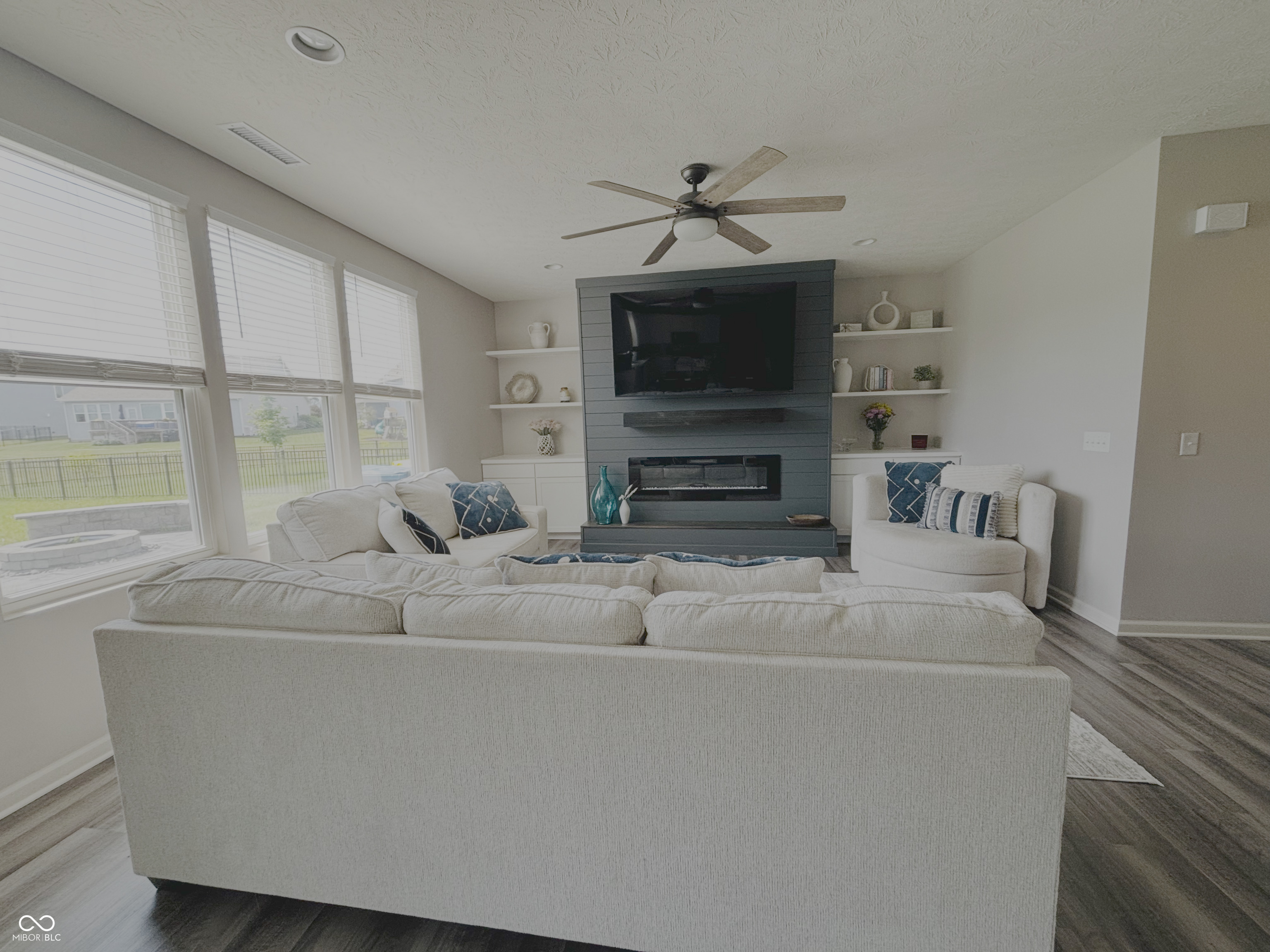5527 Mahogany Drive