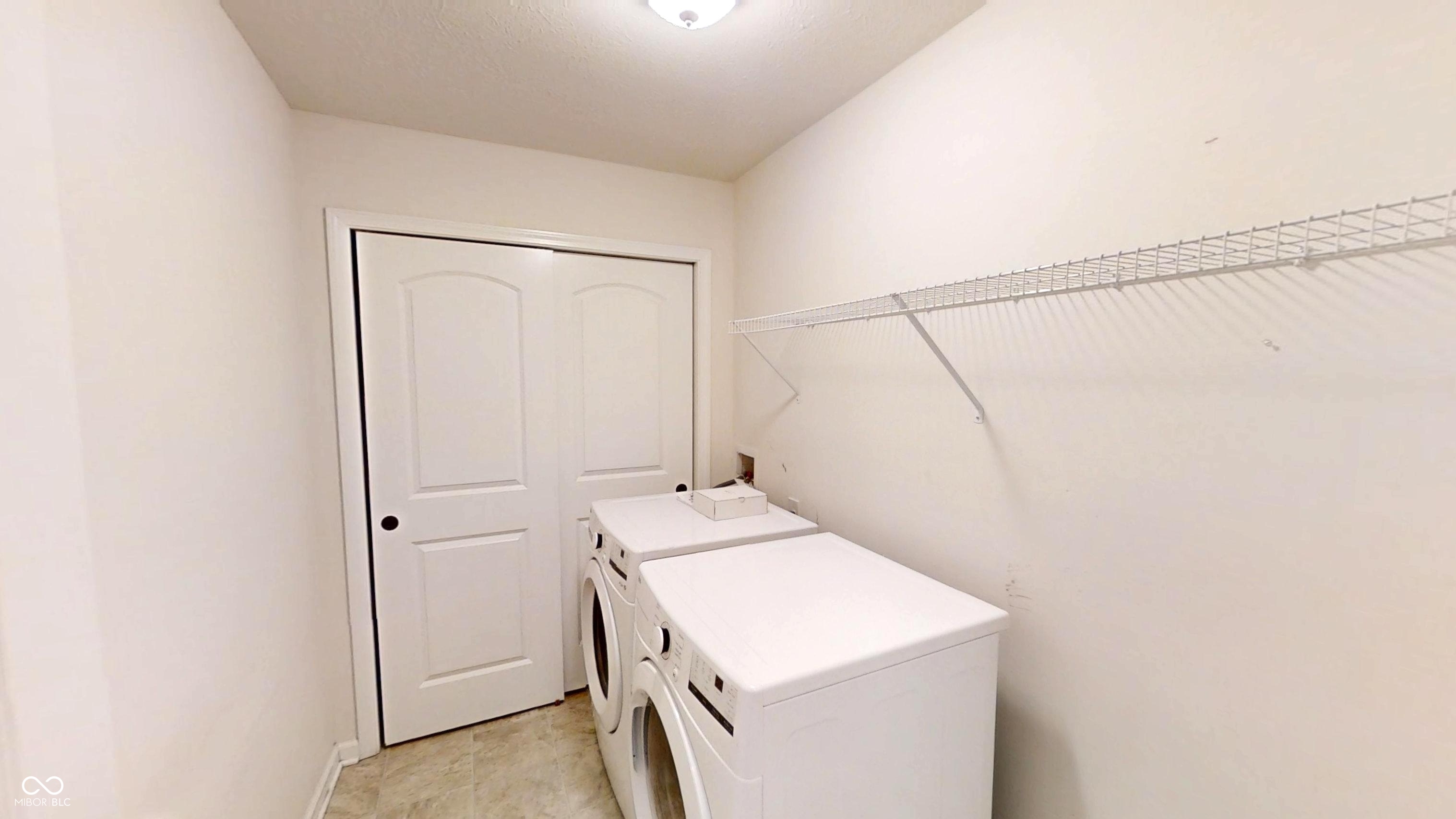 9404 Crystal River Drive