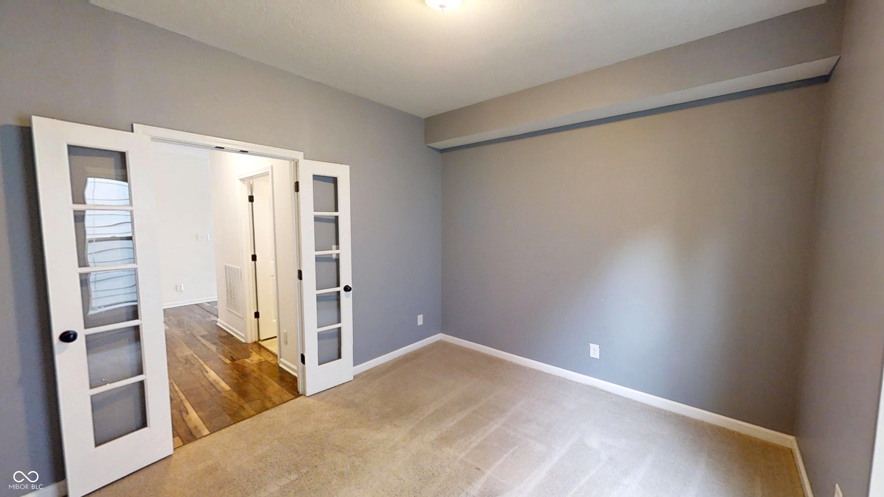 9404 Crystal River Drive