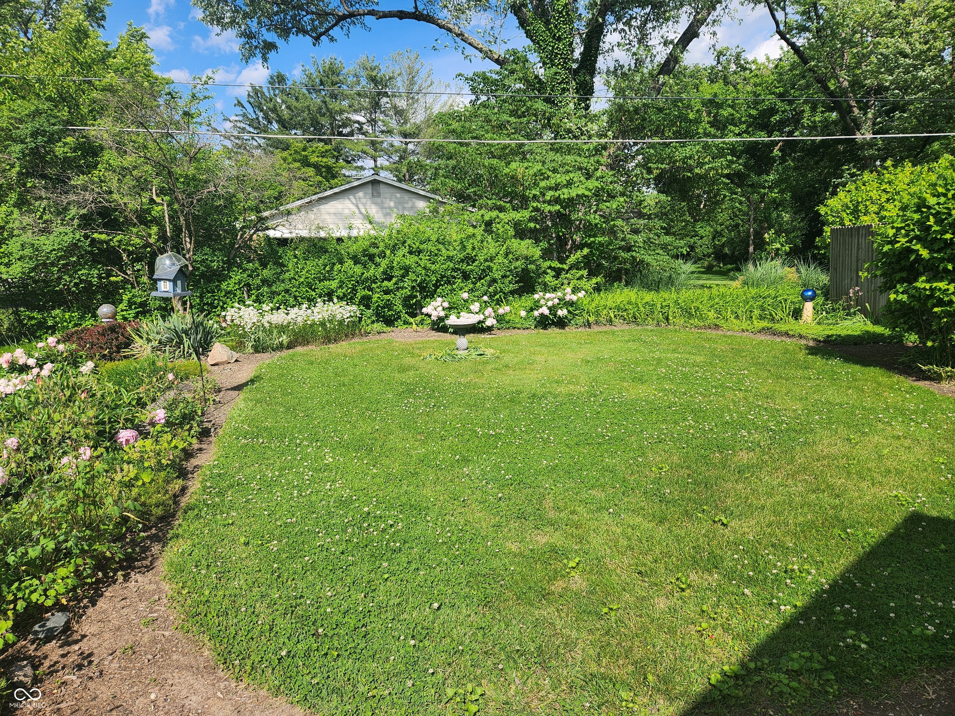 7039 Lantern Road