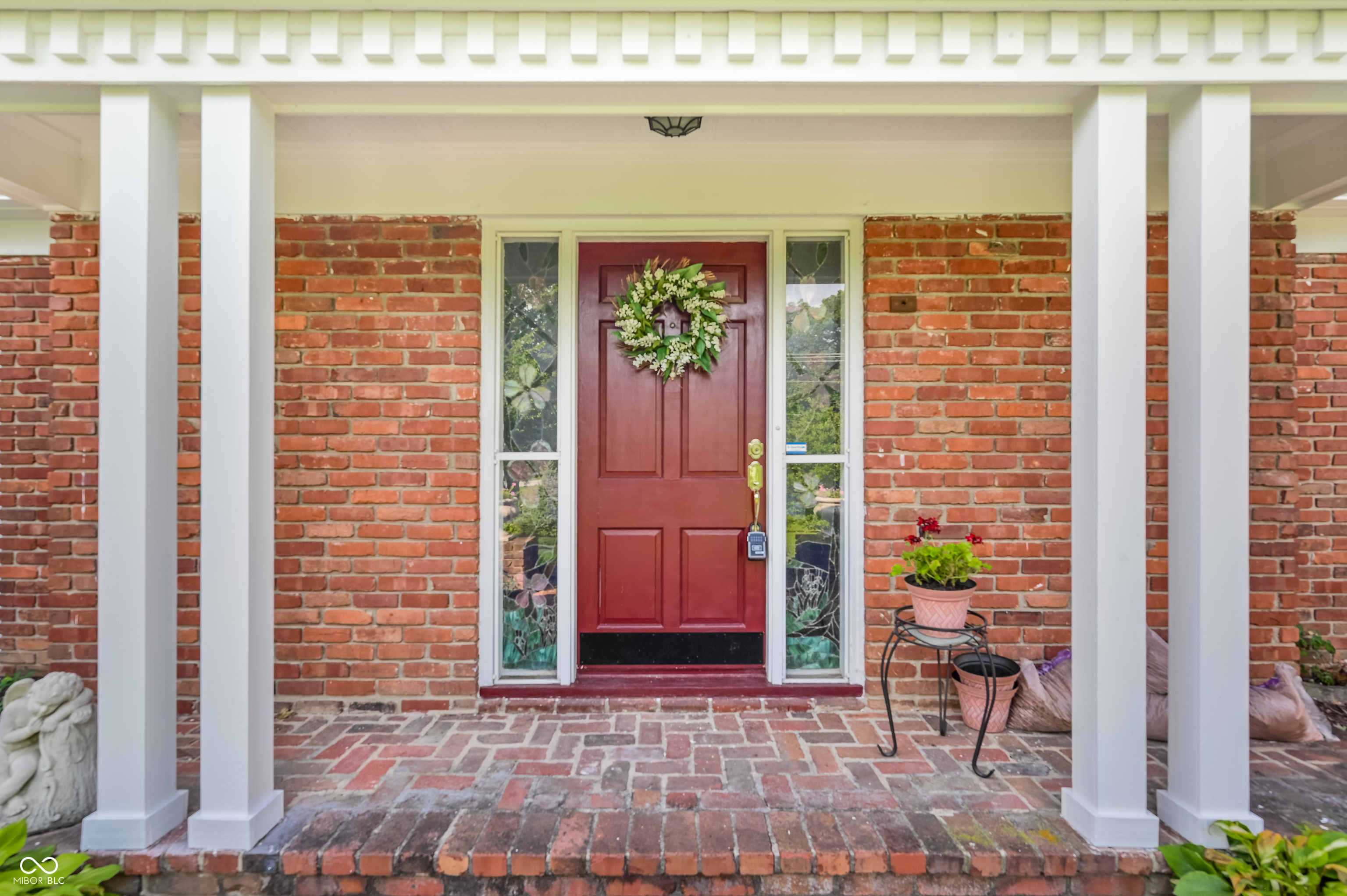 7039 Lantern Road