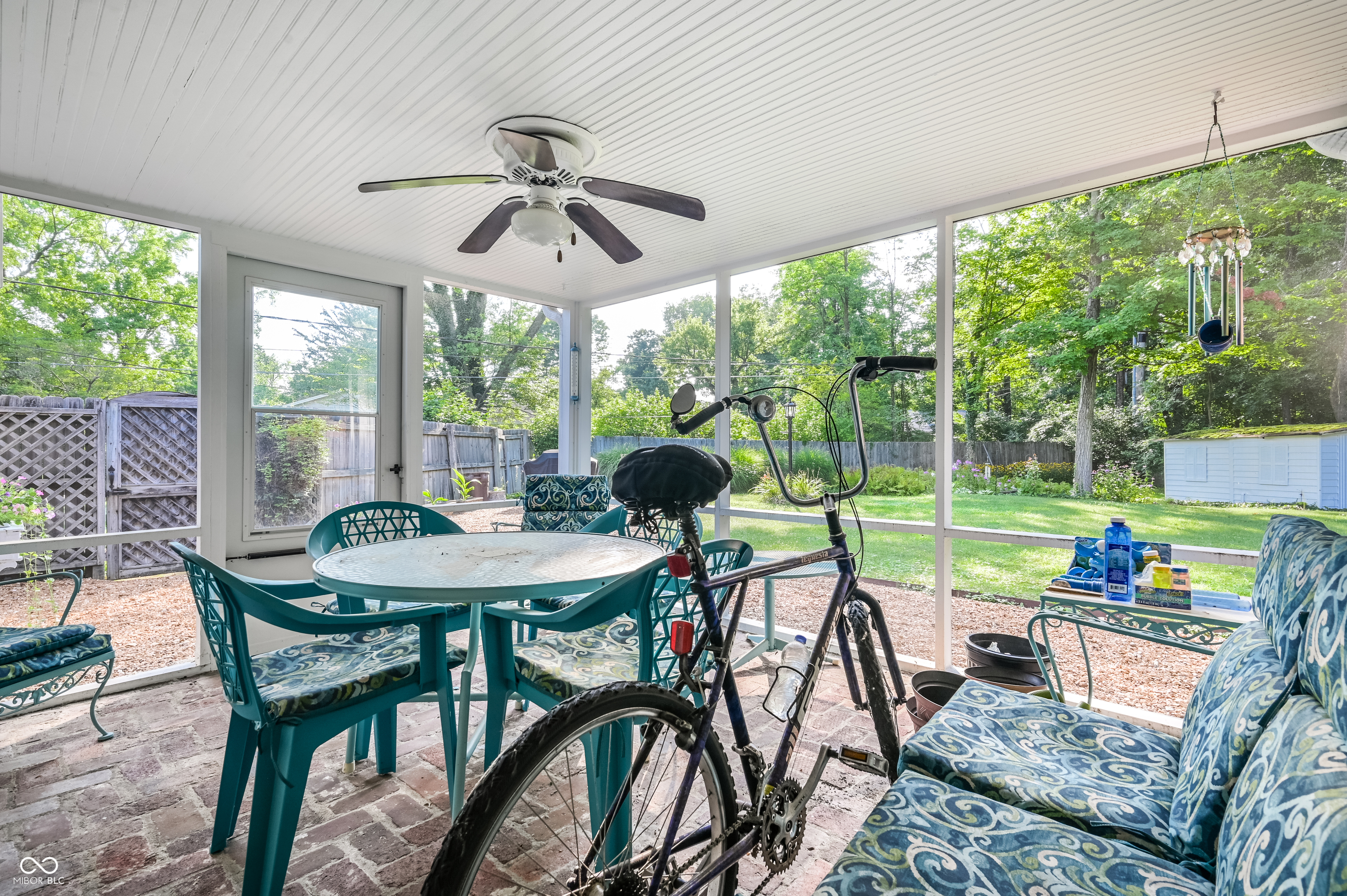 7039 Lantern Road