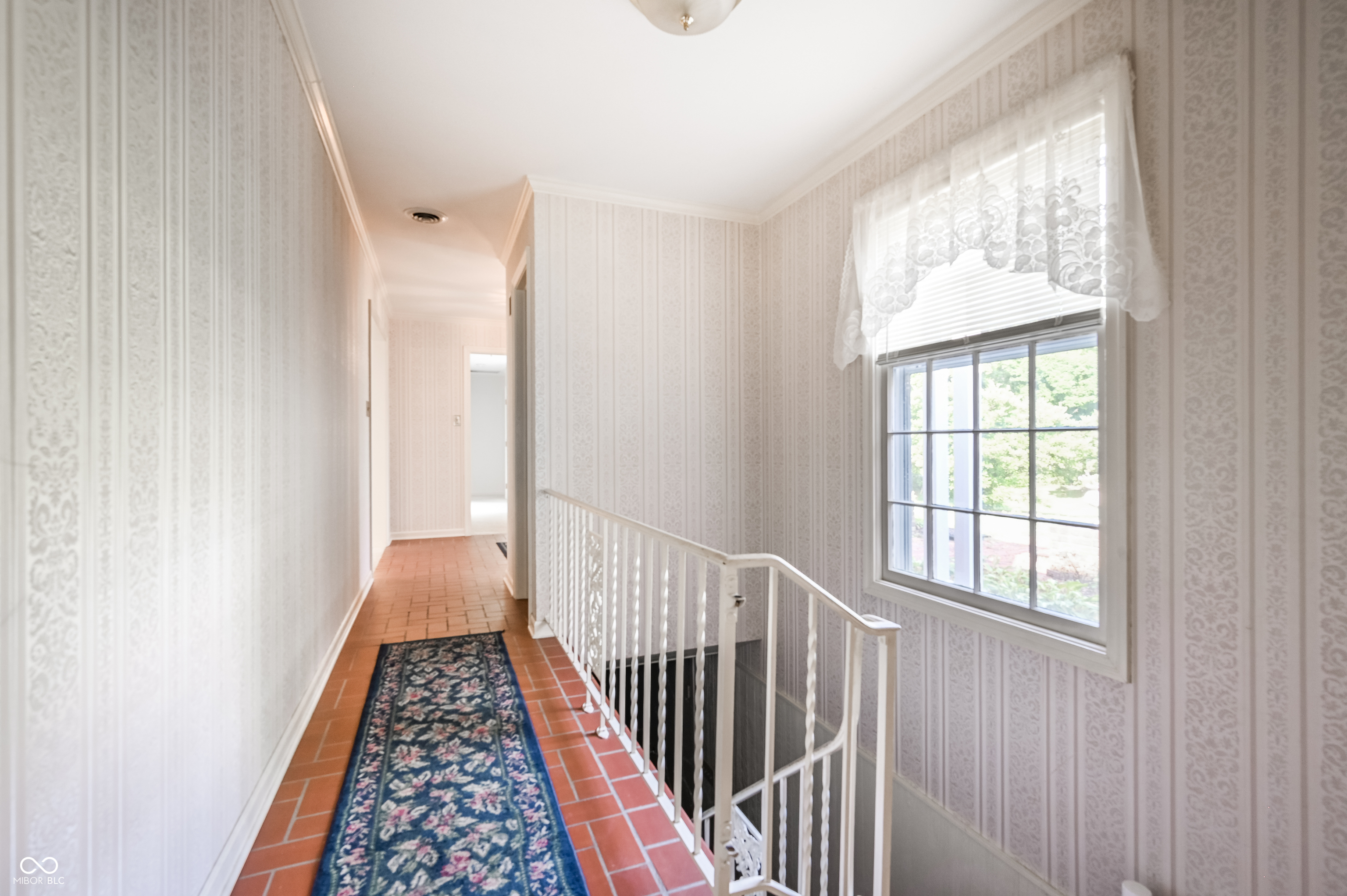 7039 Lantern Road
