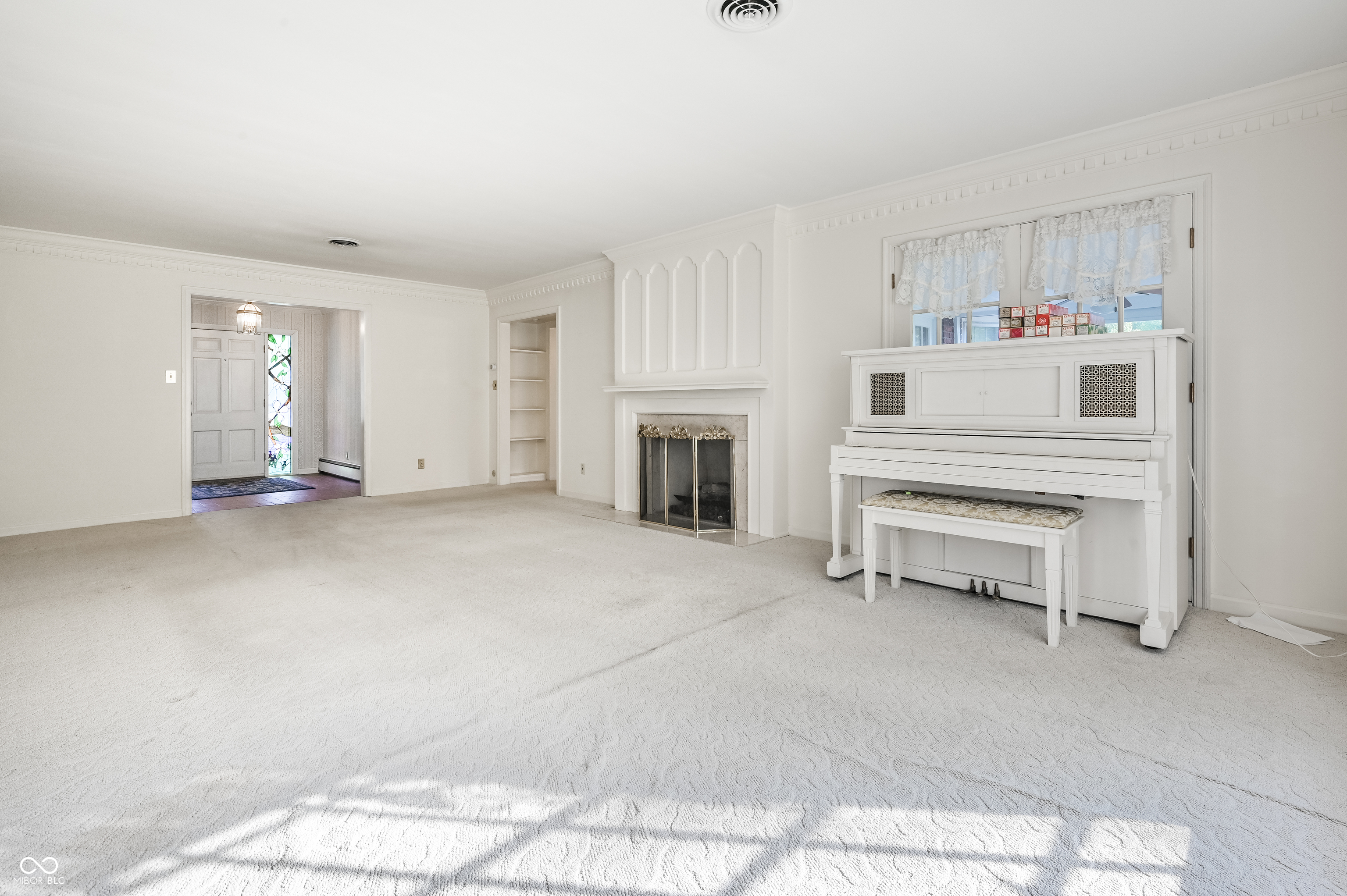 7039 Lantern Road