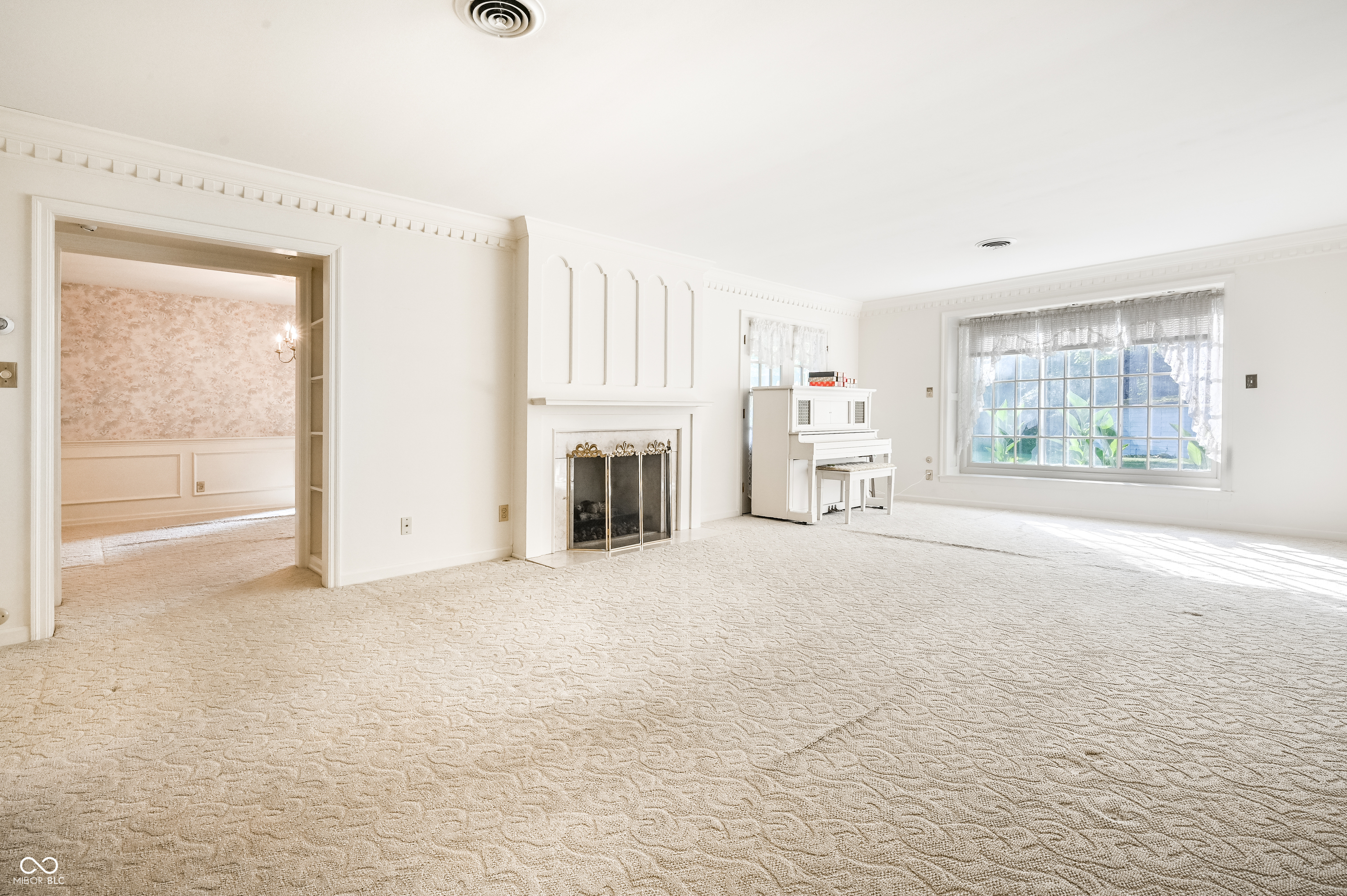 7039 Lantern Road