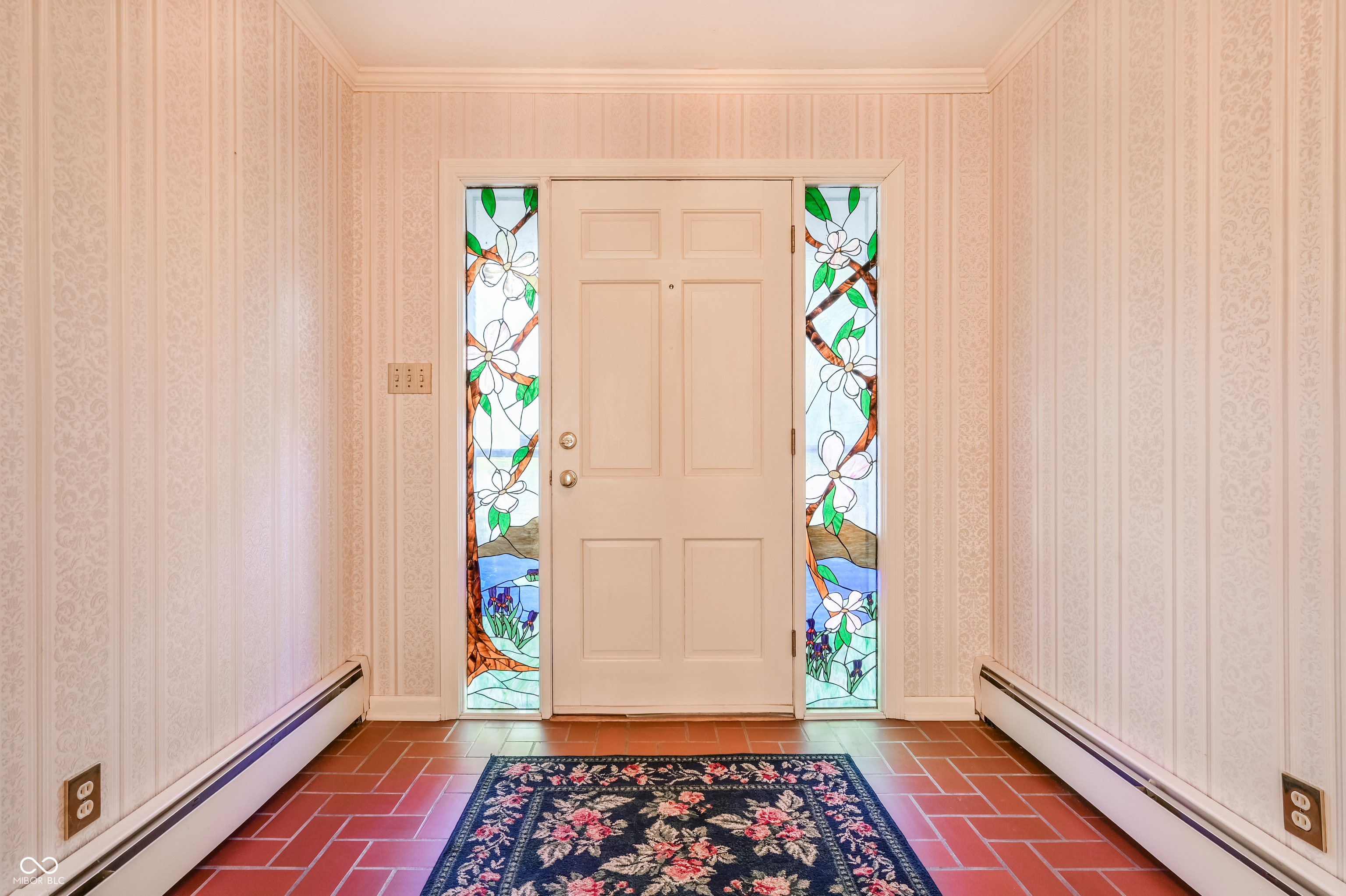 7039 Lantern Road