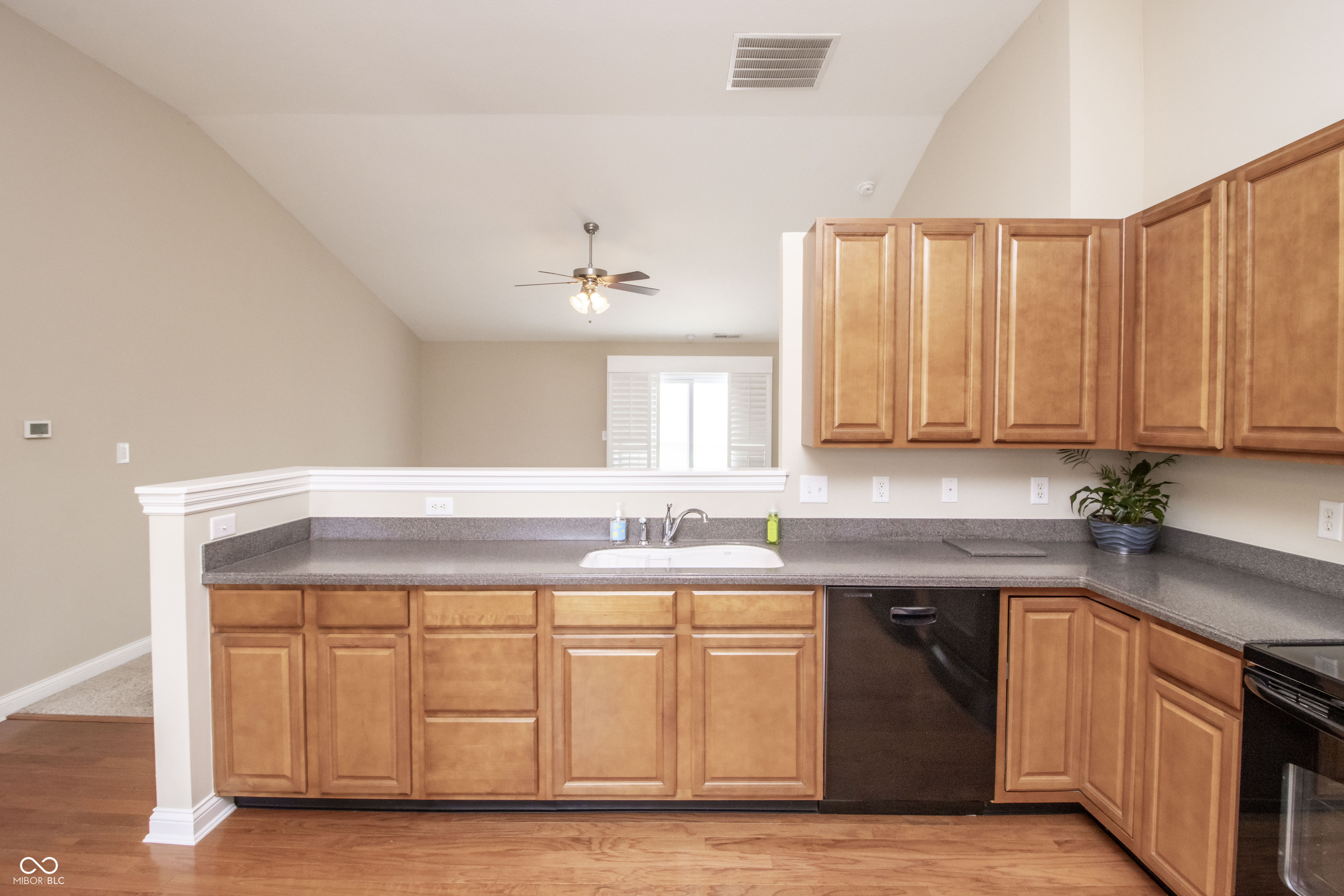 6448 W Whiteside Court