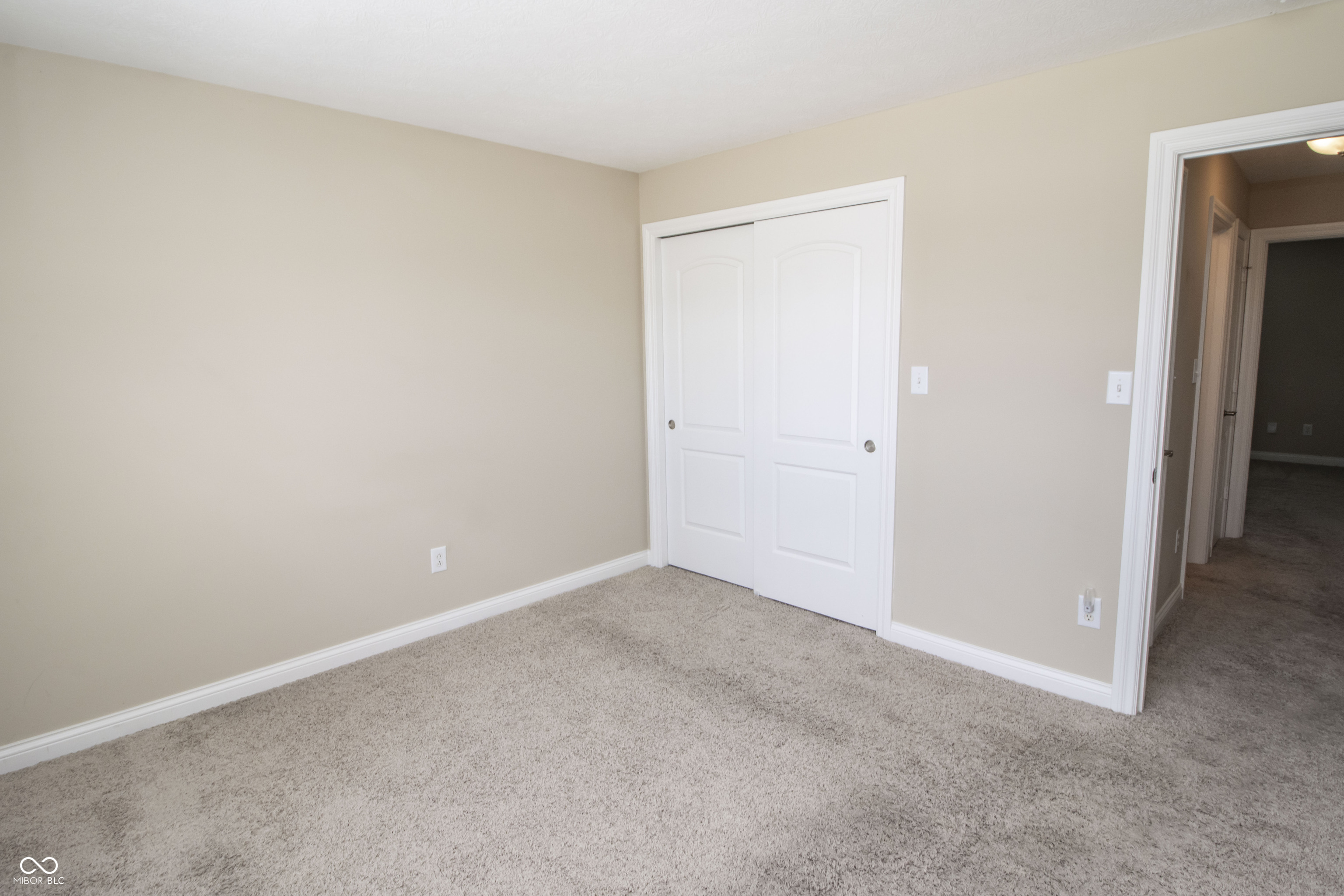 6448 W Whiteside Court
