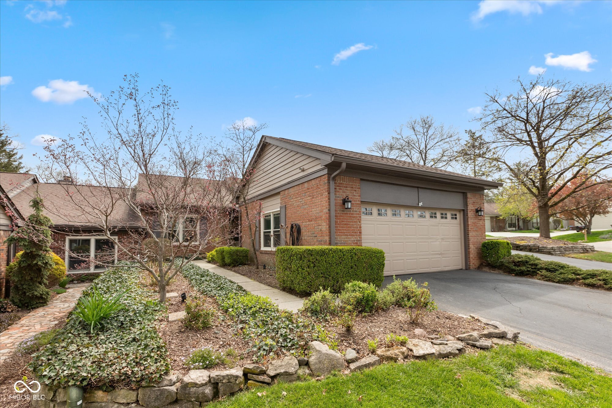5333 Thicket Hill Lane