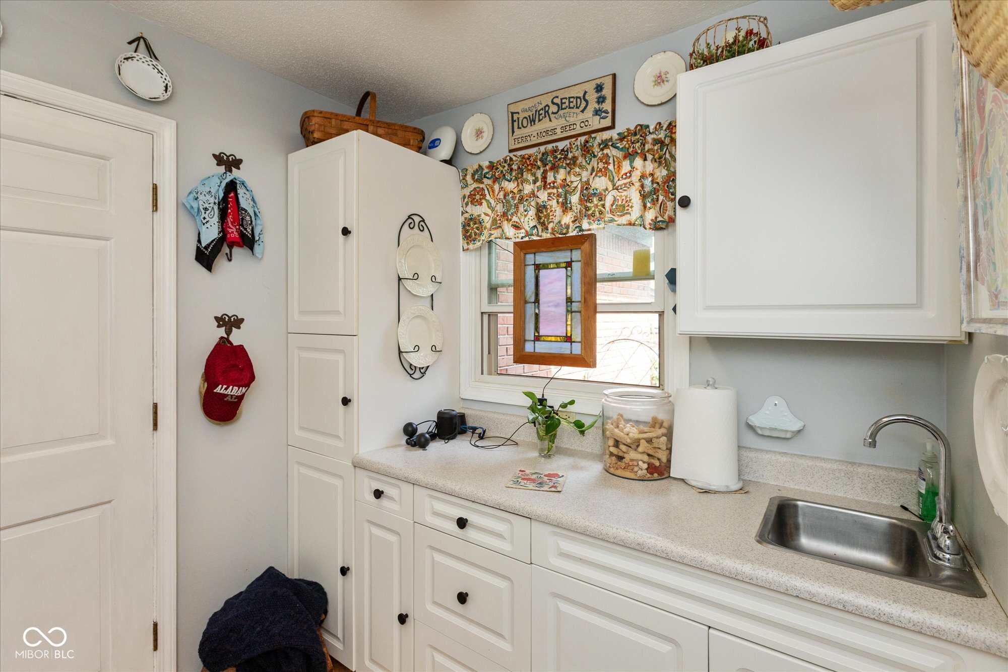 5333 Thicket Hill Lane