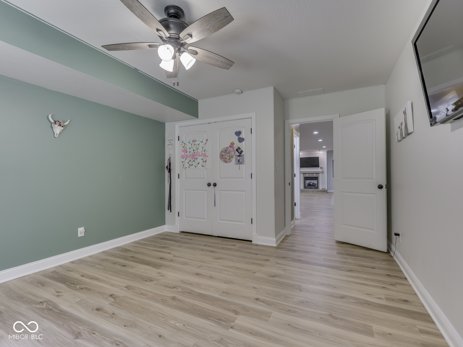 3270 Cherokee Circle
