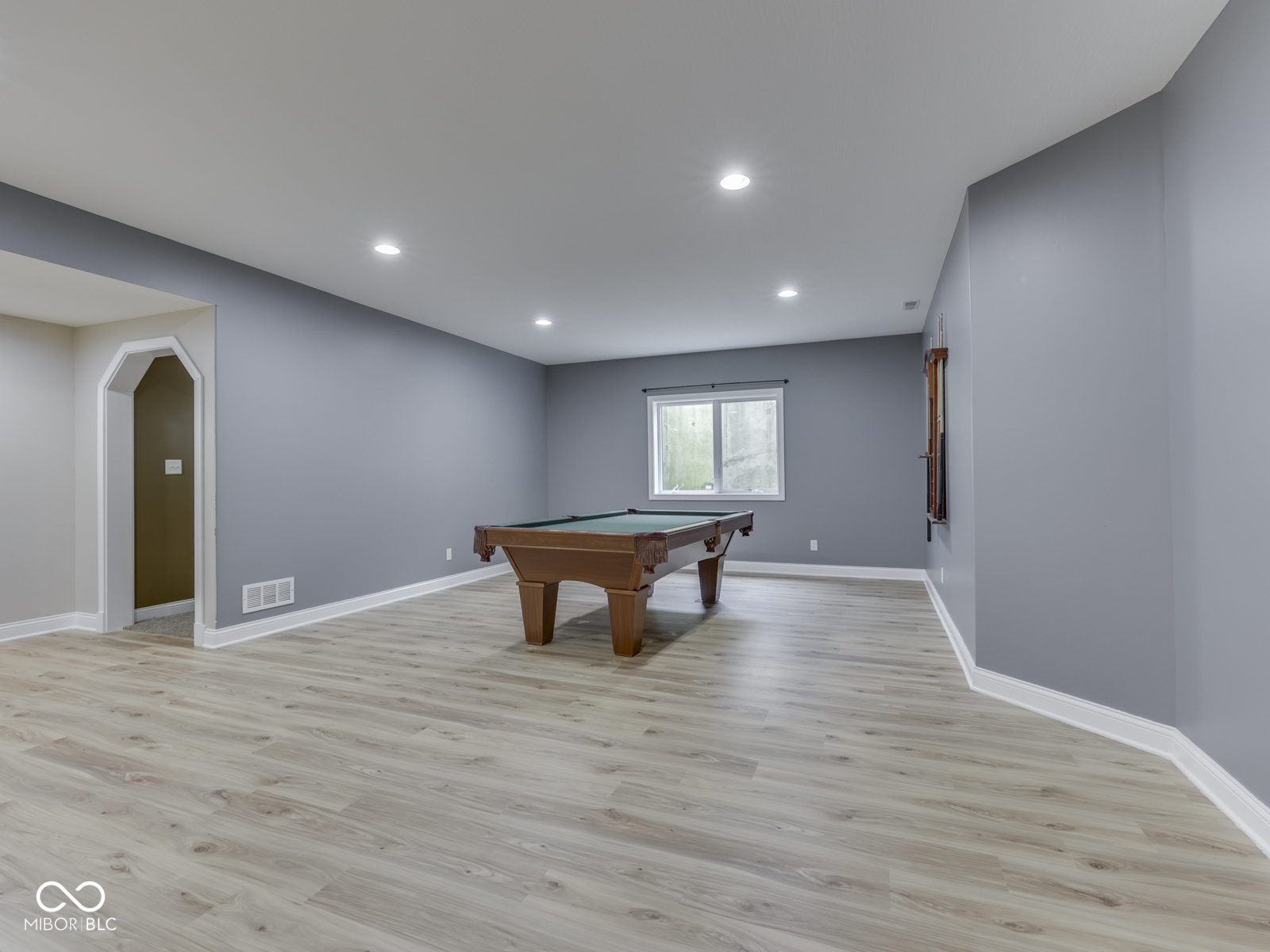 3270 Cherokee Circle