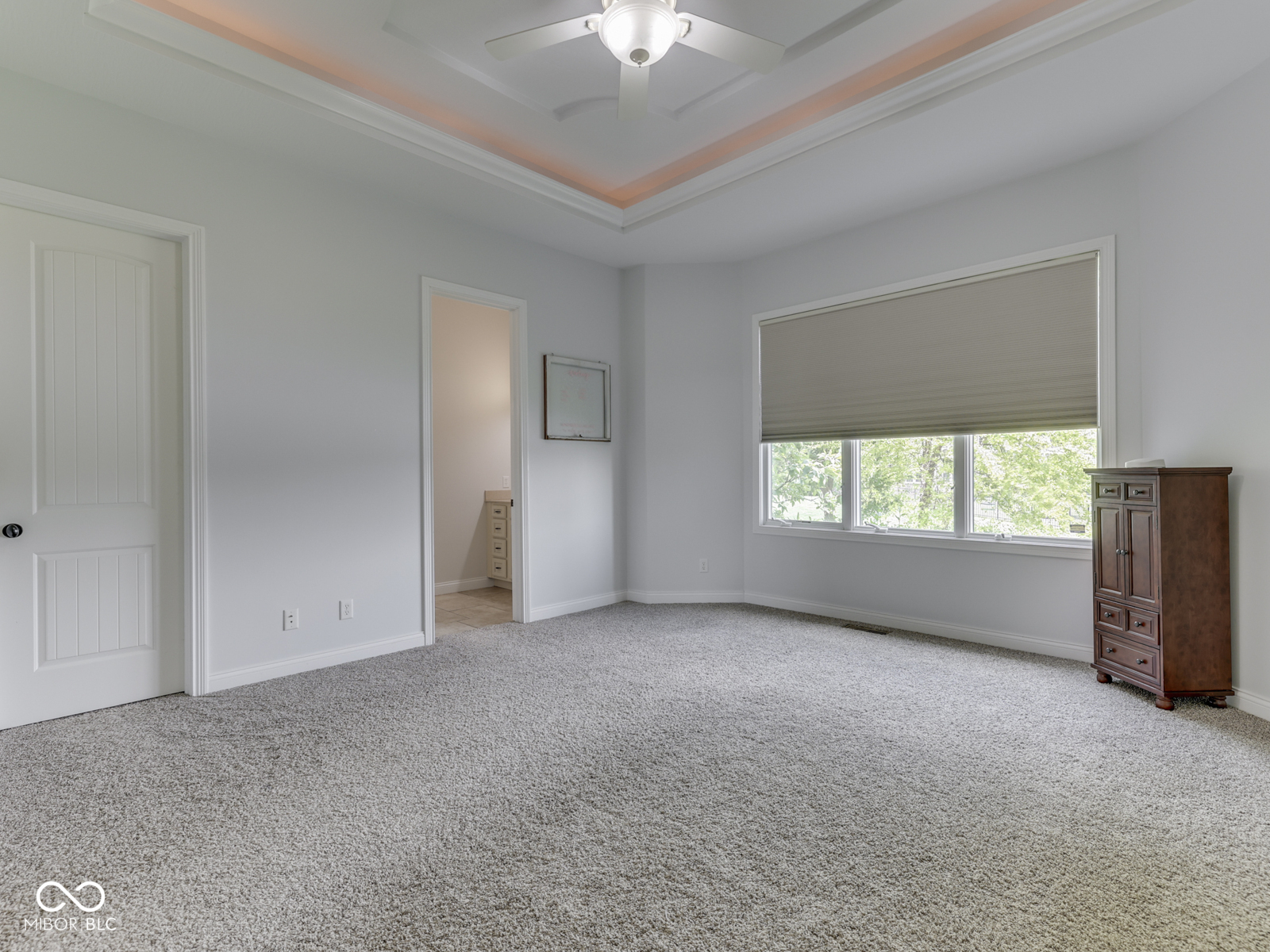 3270 Cherokee Circle
