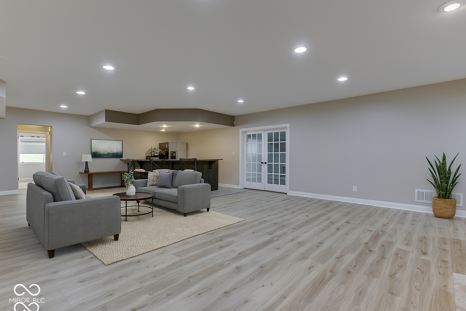3270 Cherokee Circle