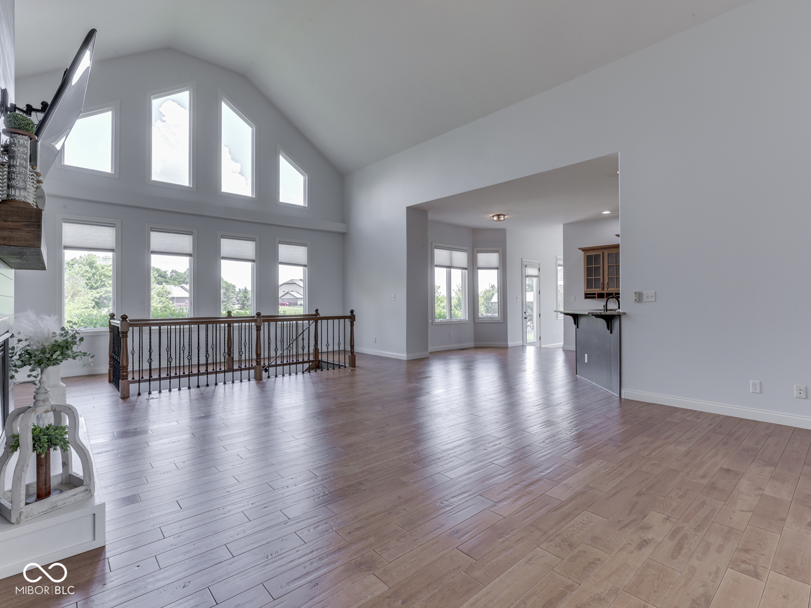 3270 Cherokee Circle
