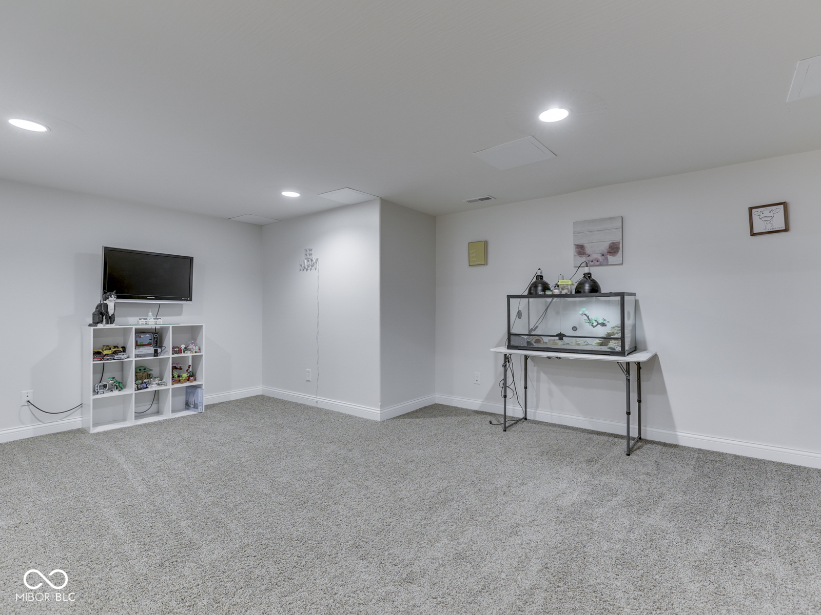 3270 Cherokee Circle