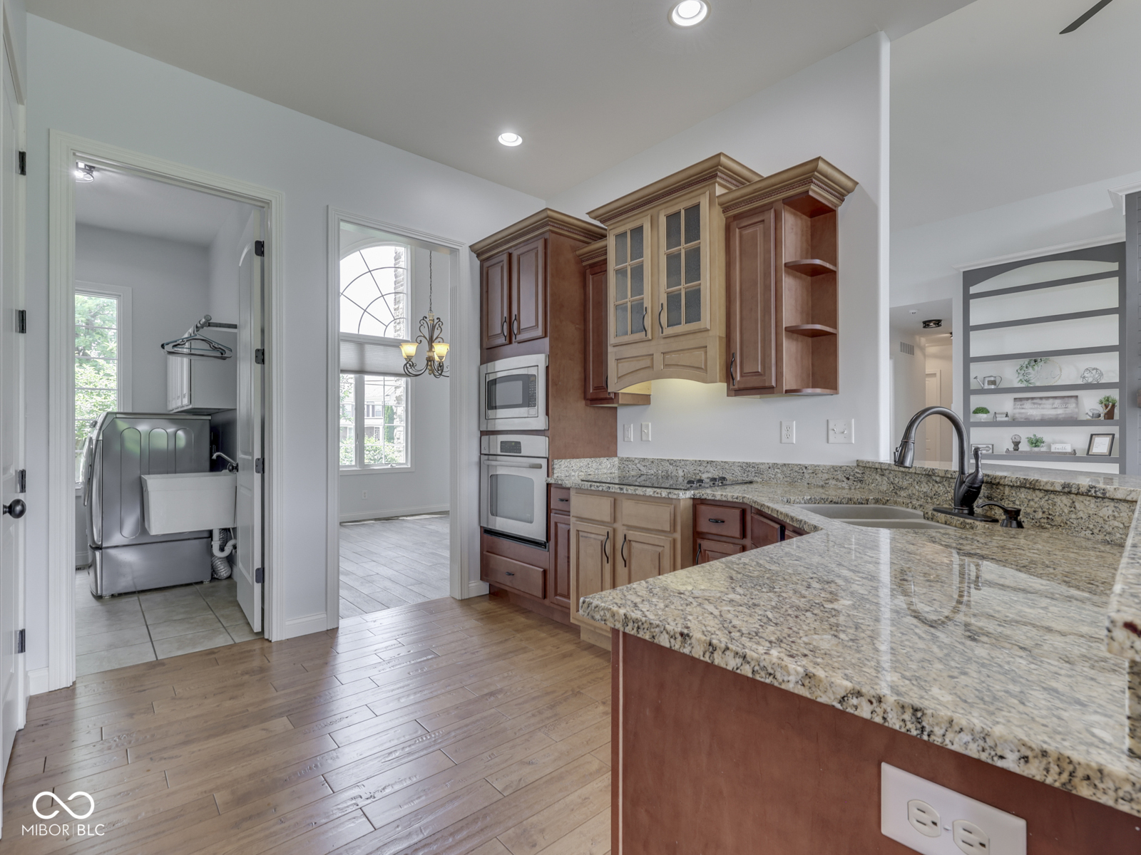 3270 Cherokee Circle