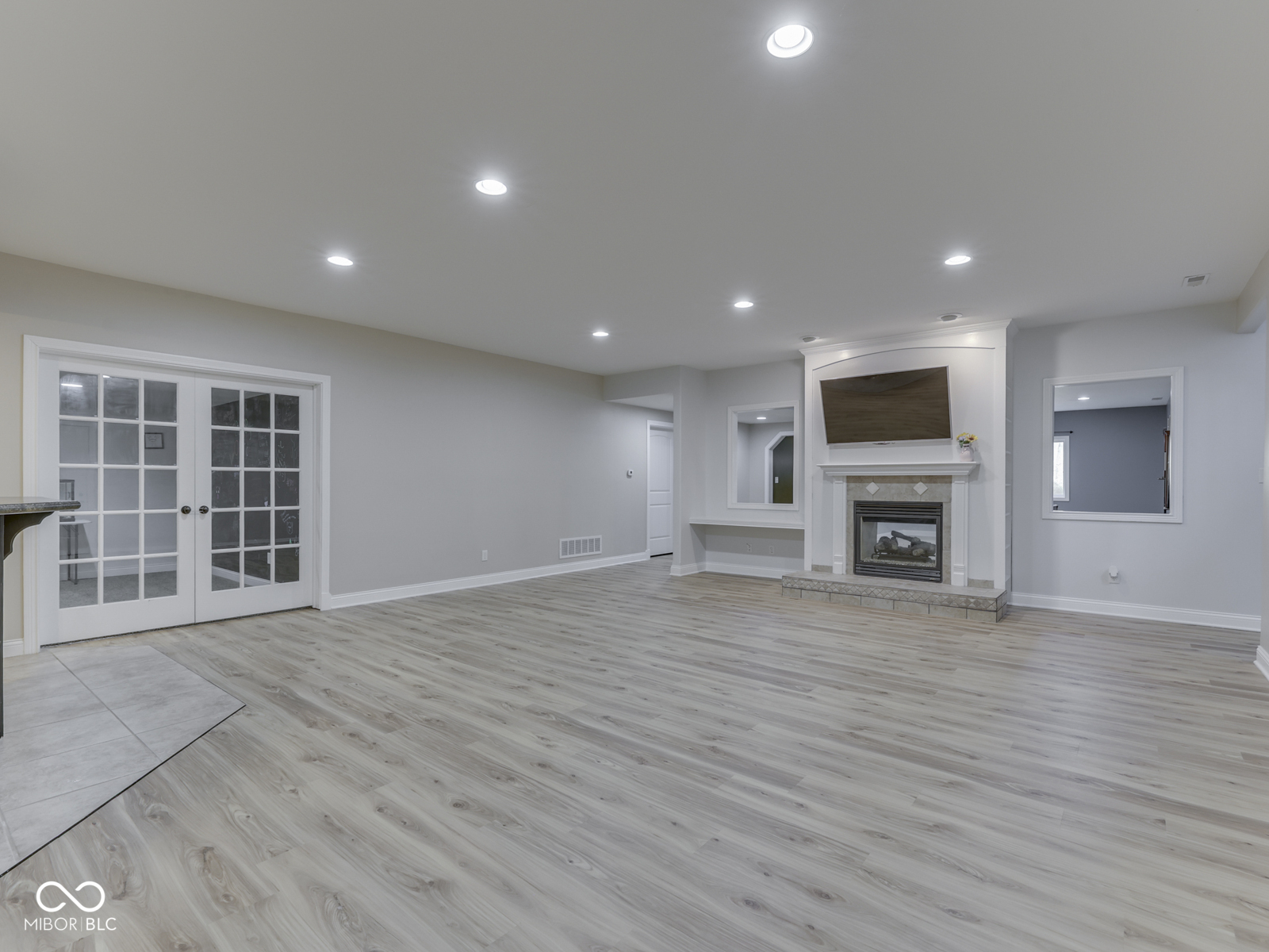 3270 Cherokee Circle