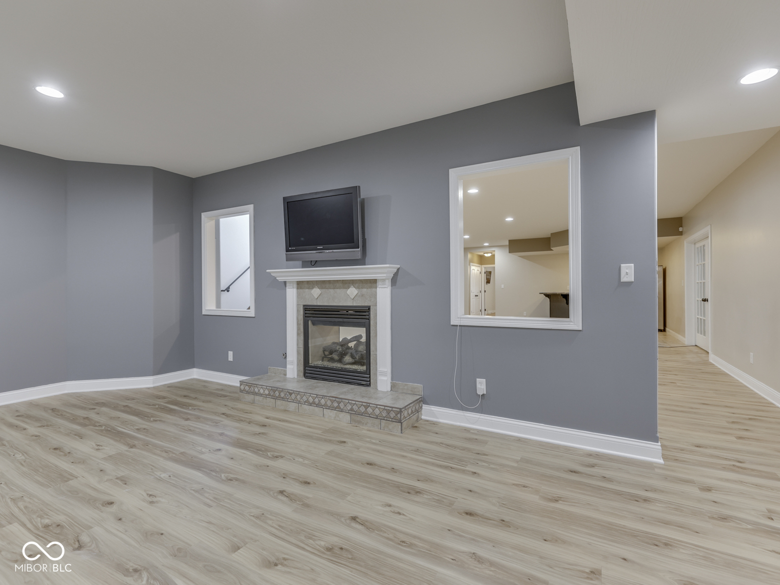 3270 Cherokee Circle