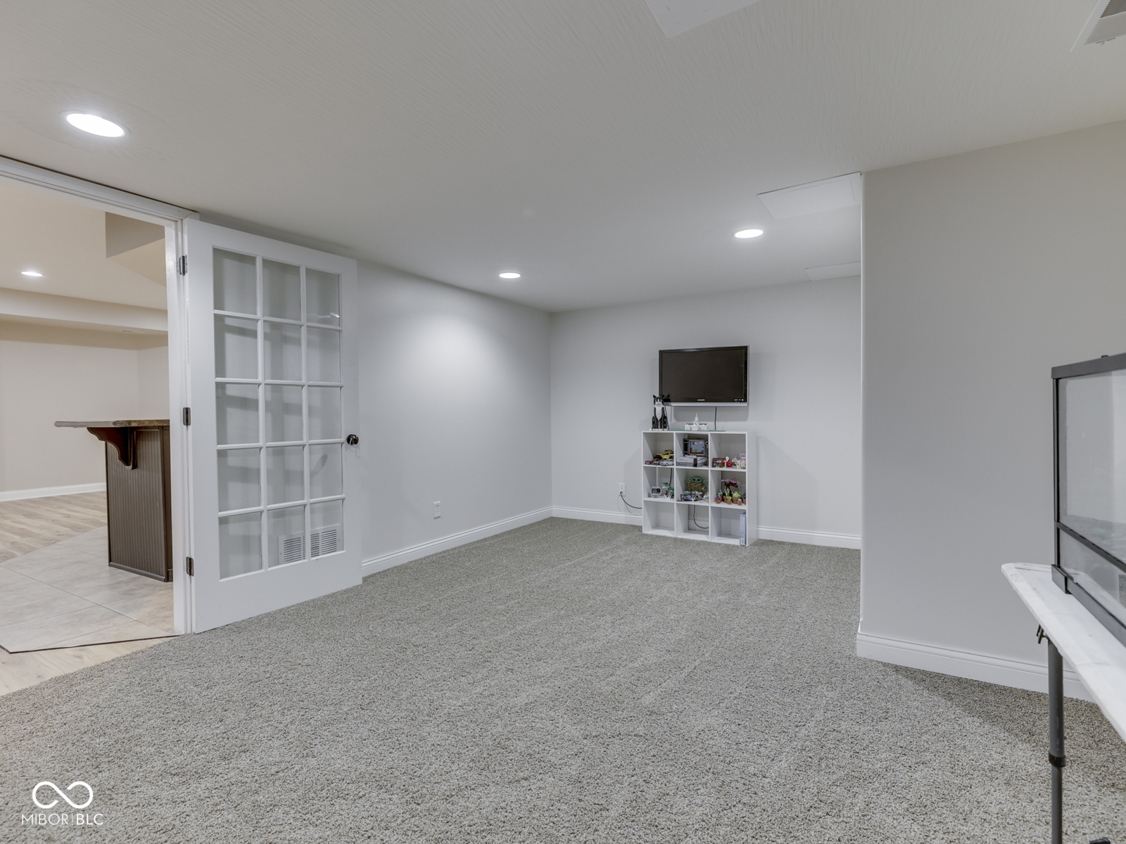 3270 Cherokee Circle