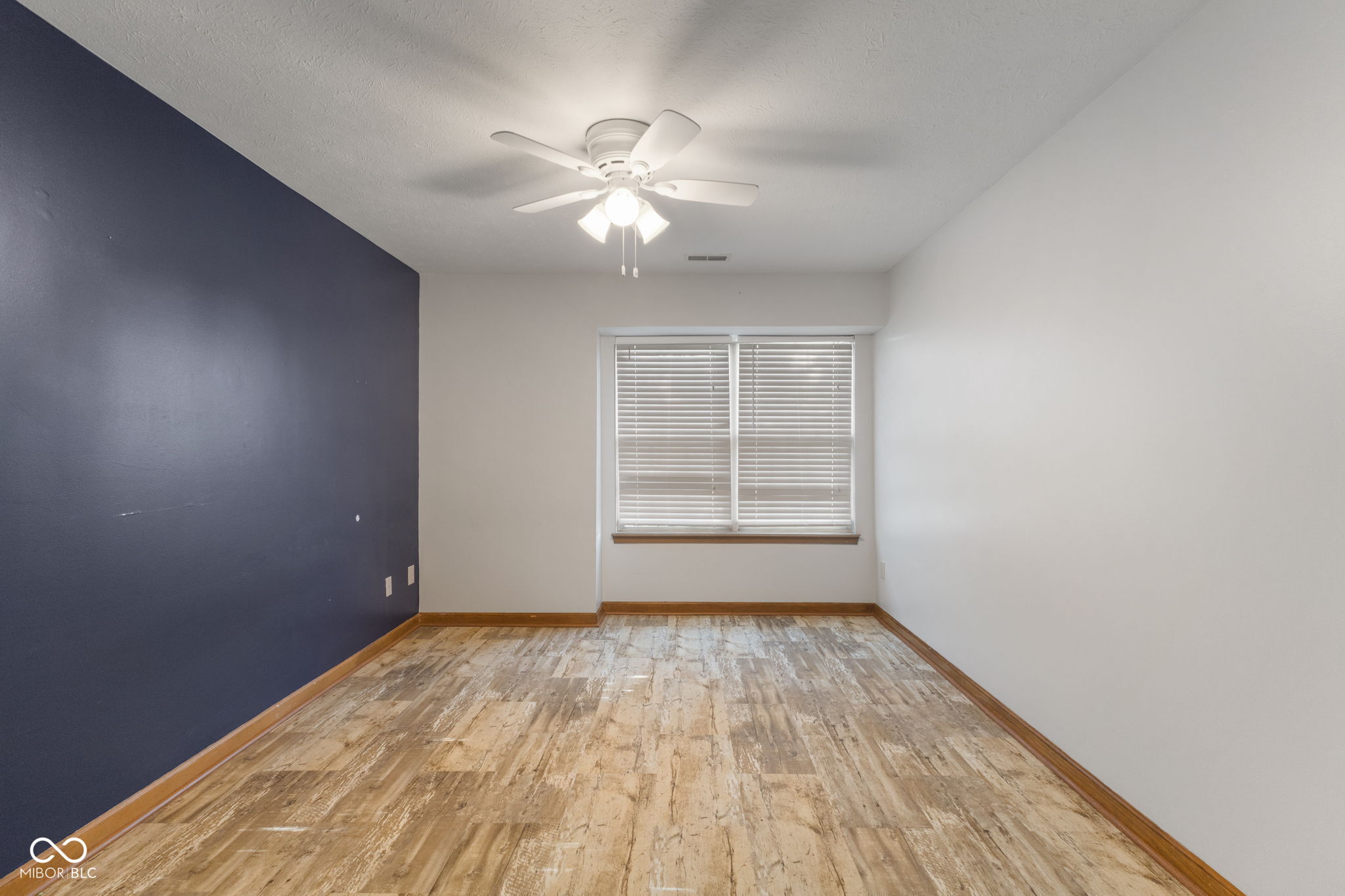 282 N Greenbriar Drive