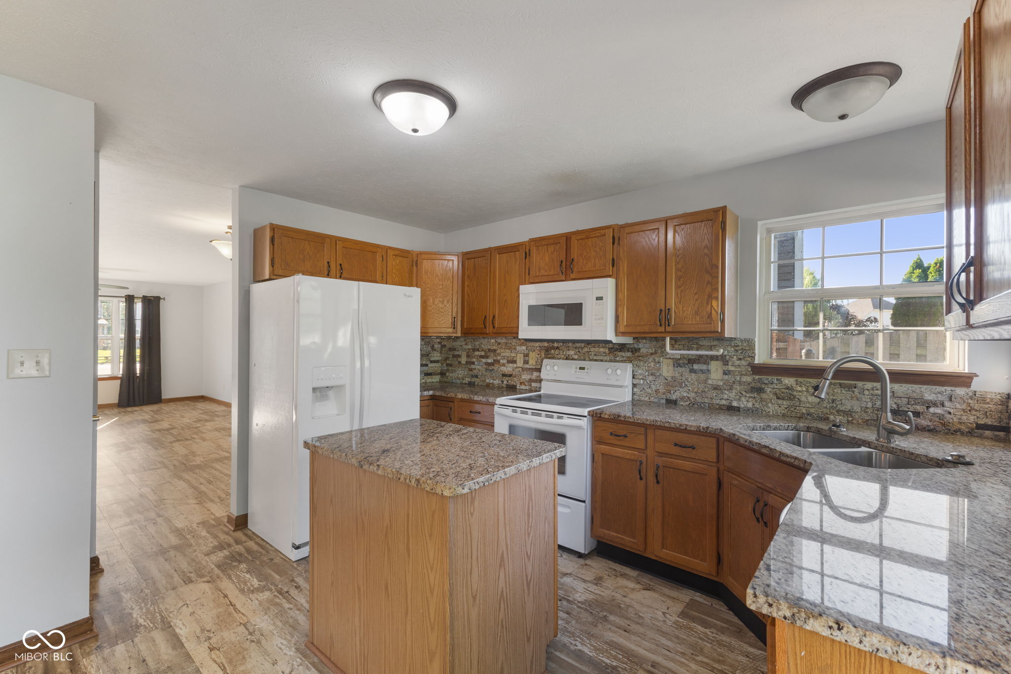 282 N Greenbriar Drive