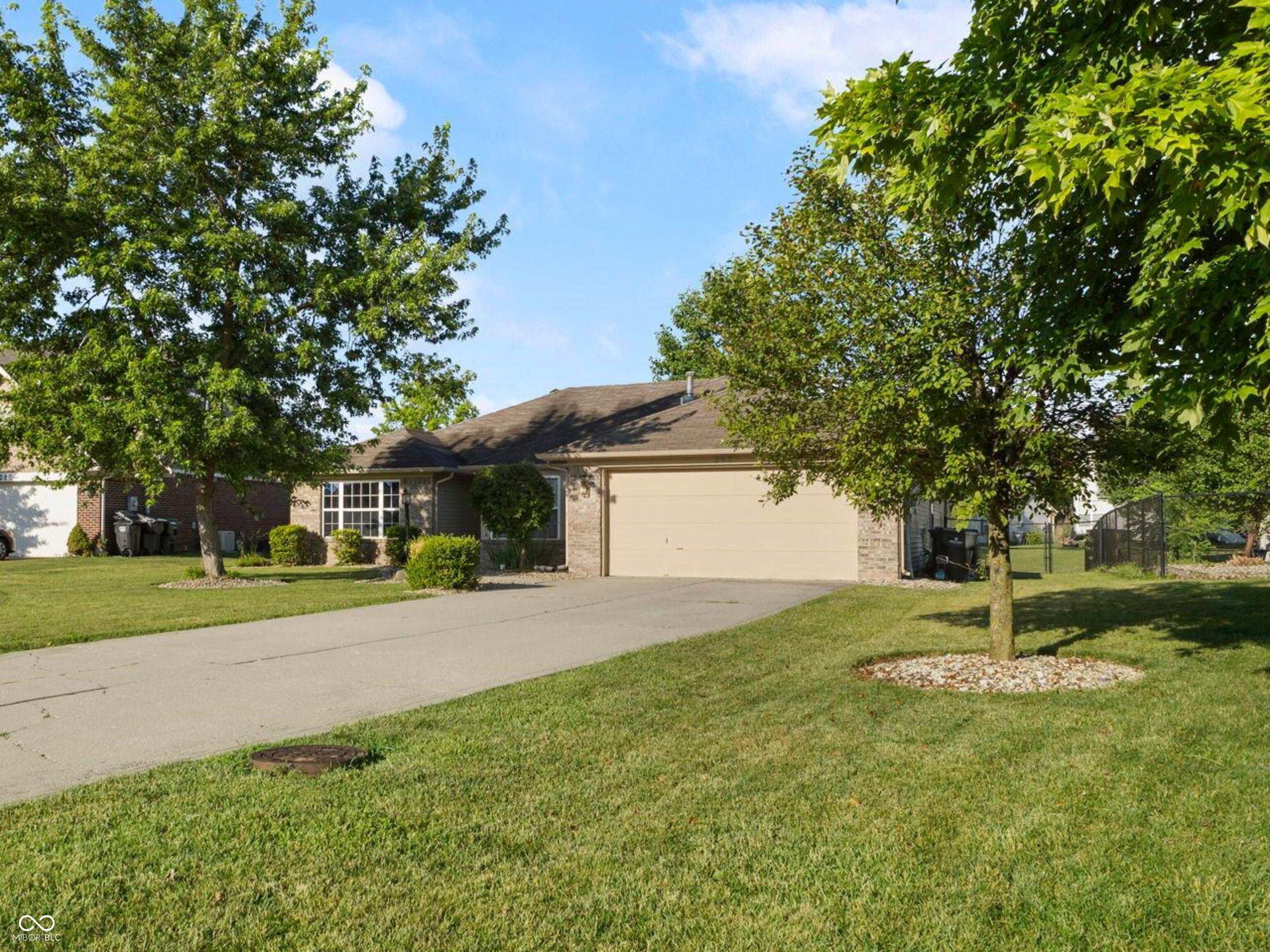 282 N Greenbriar Drive