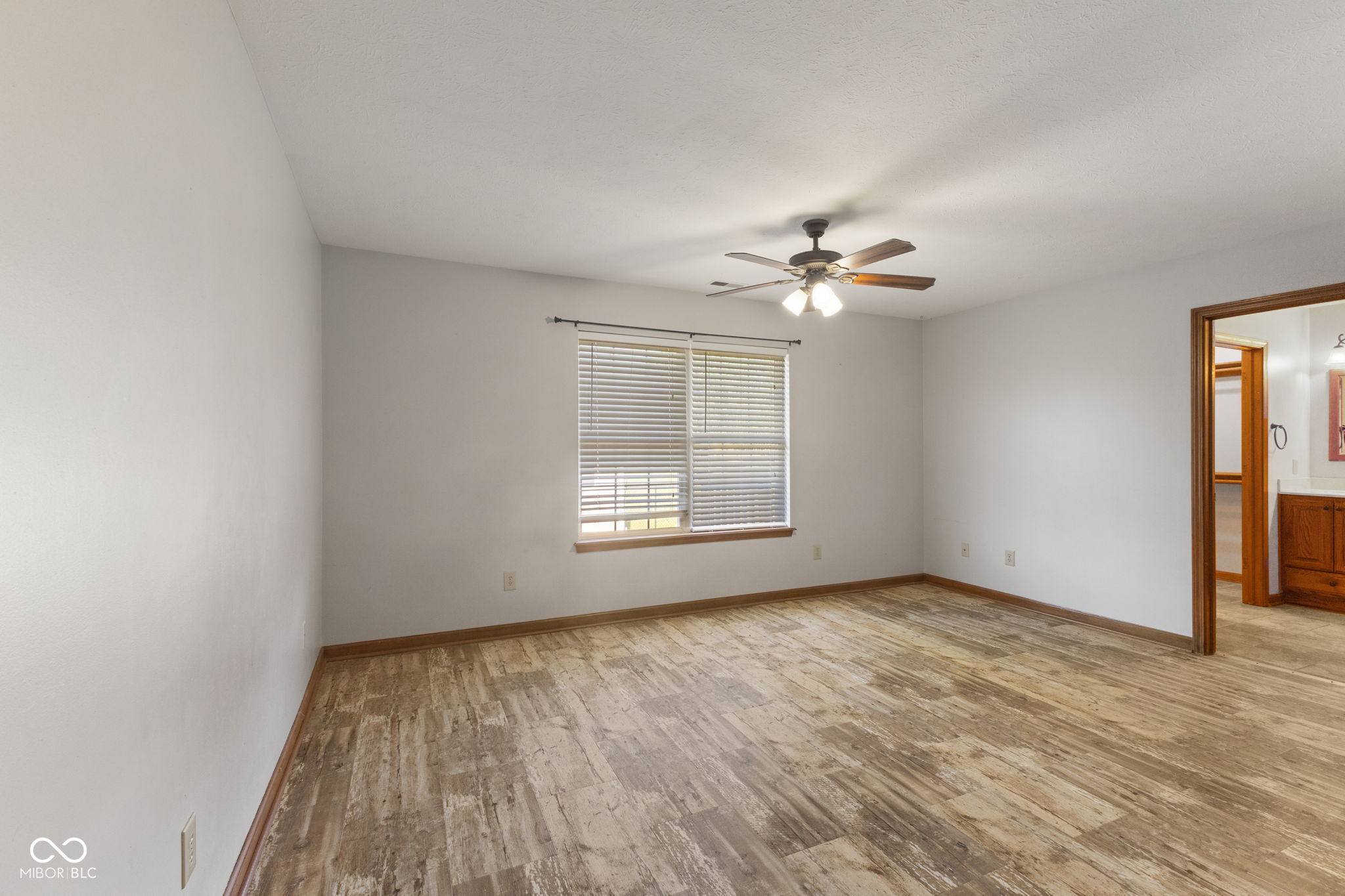 282 N Greenbriar Drive