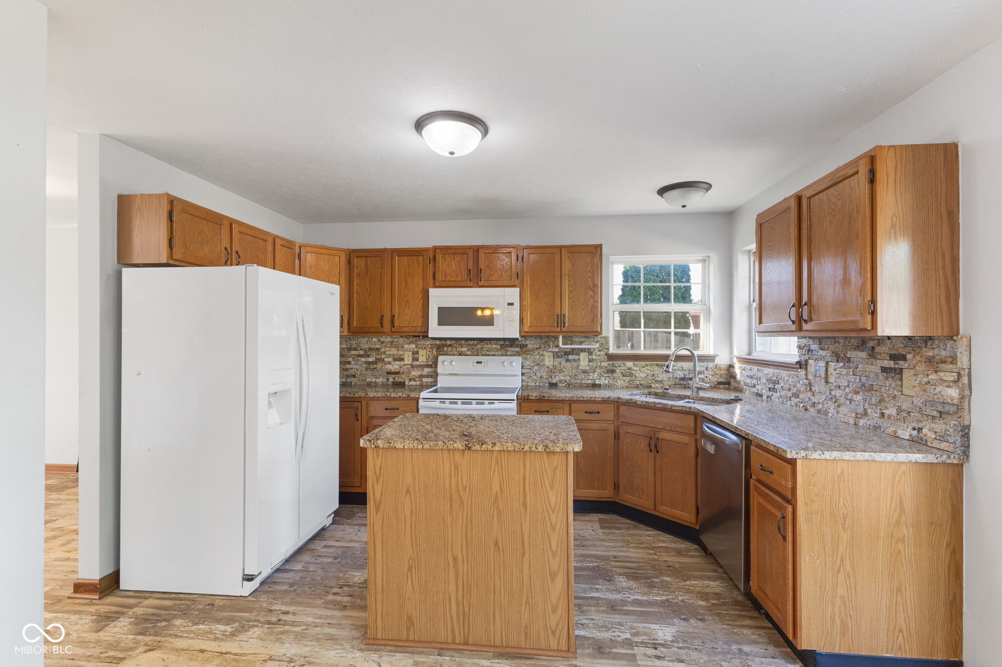 282 N Greenbriar Drive