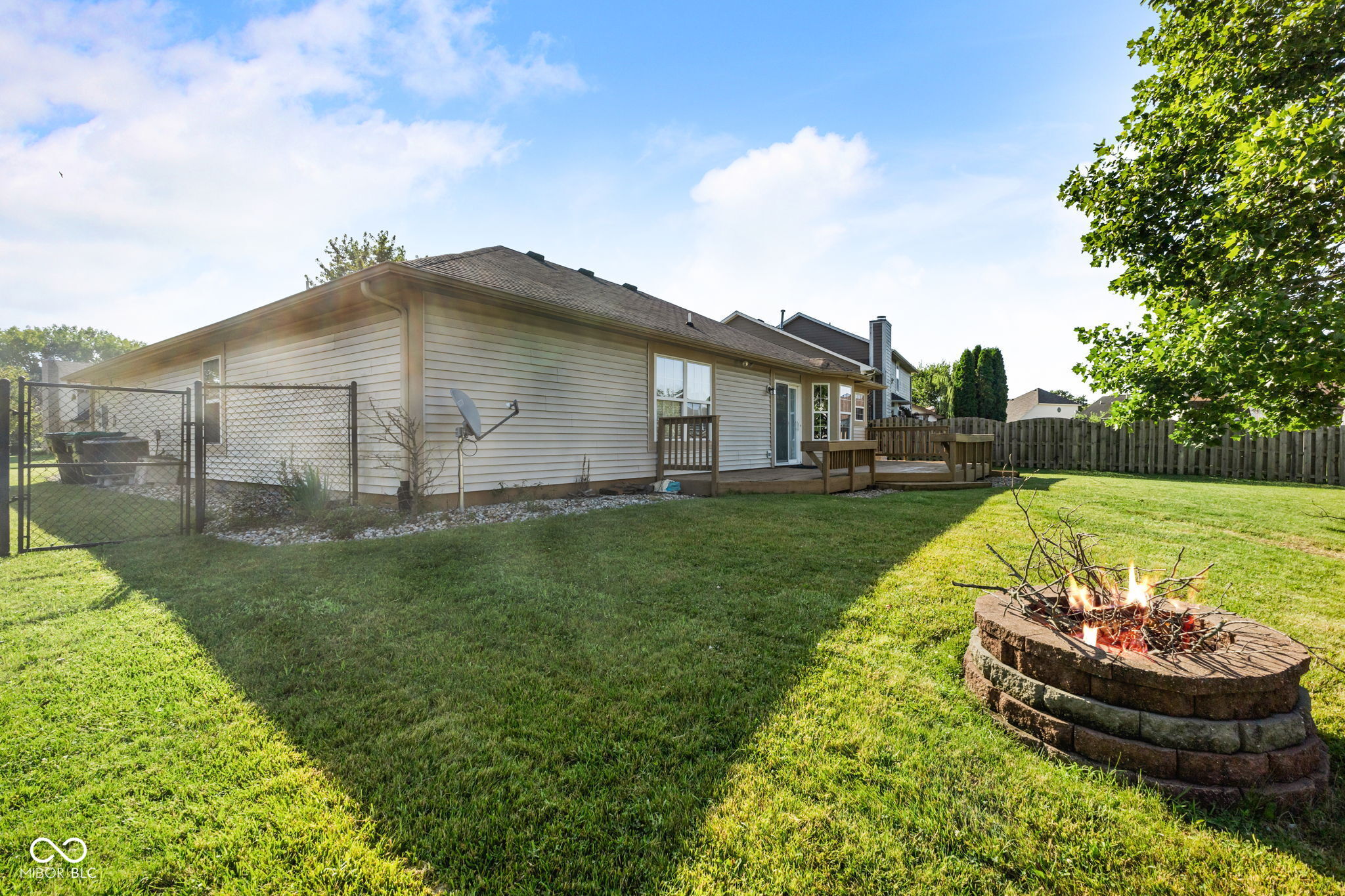 282 N Greenbriar Drive